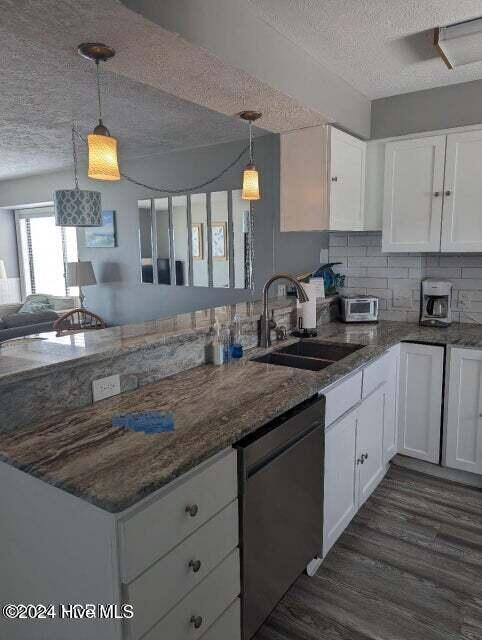 707 Pelican Court Property Photo 9