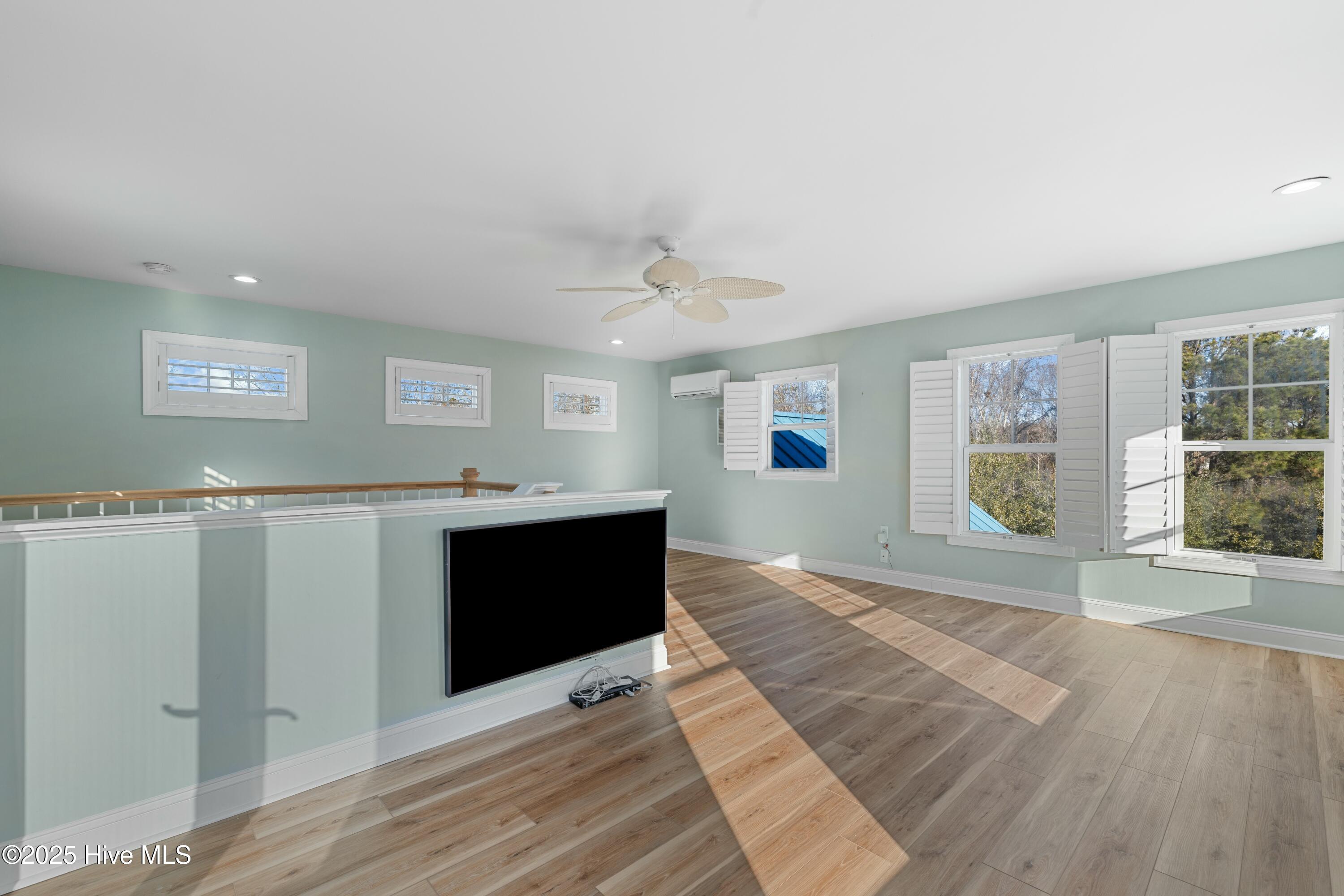 311 Kingfisher Lane Property Photo 65
