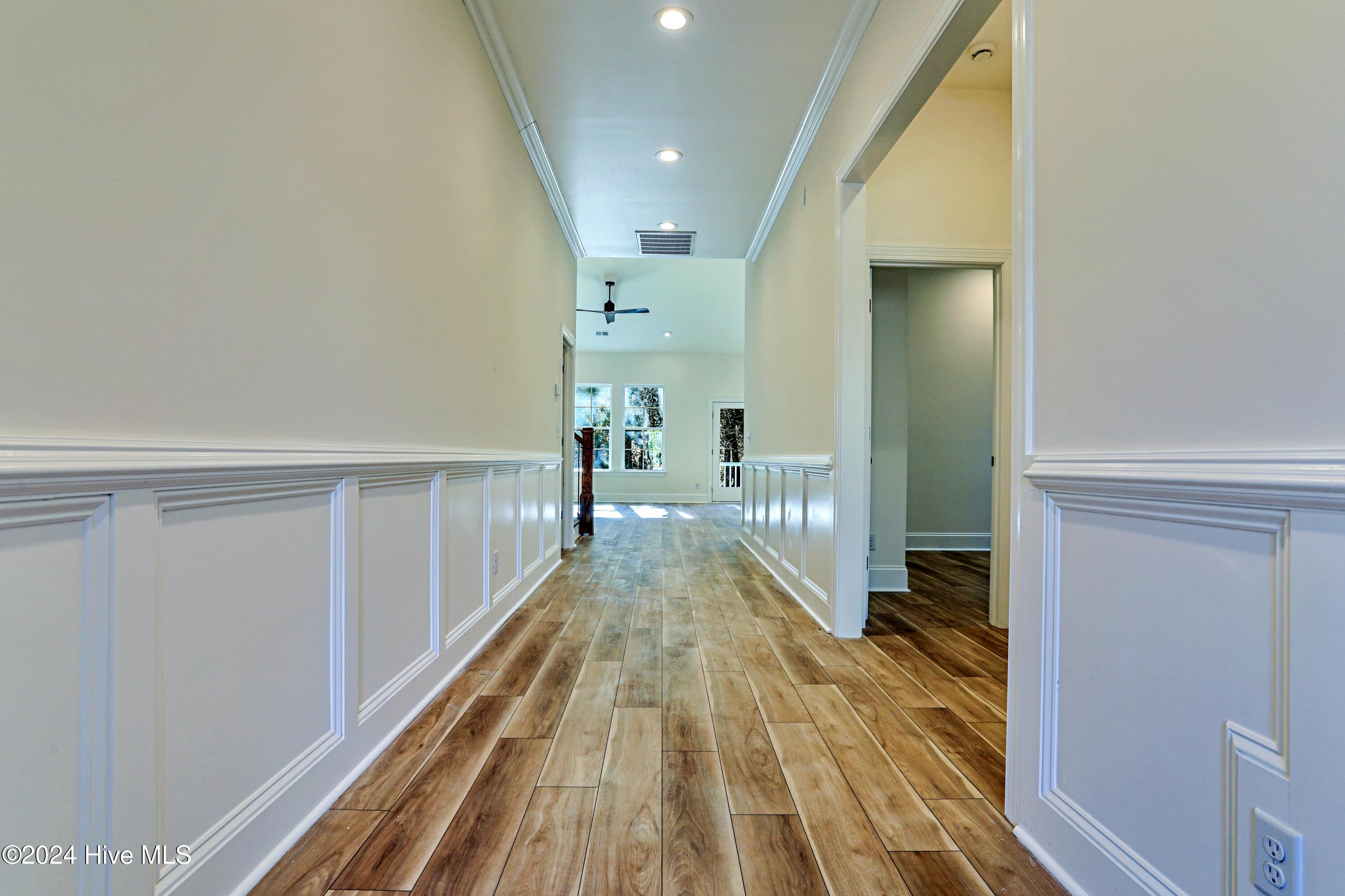 3375 Sandridge Lane Property Photo 13