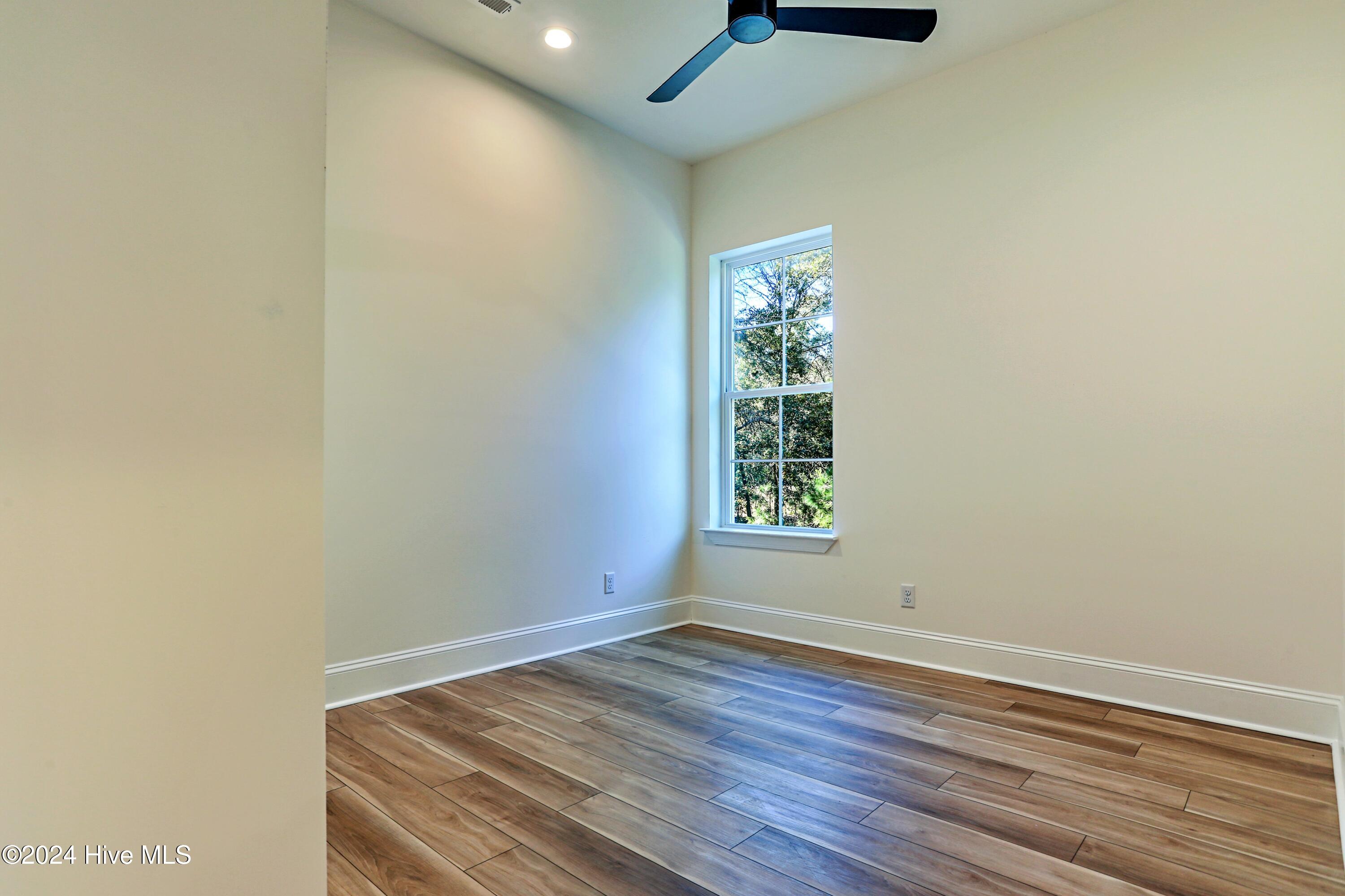 3375 Sandridge Lane Property Photo 42