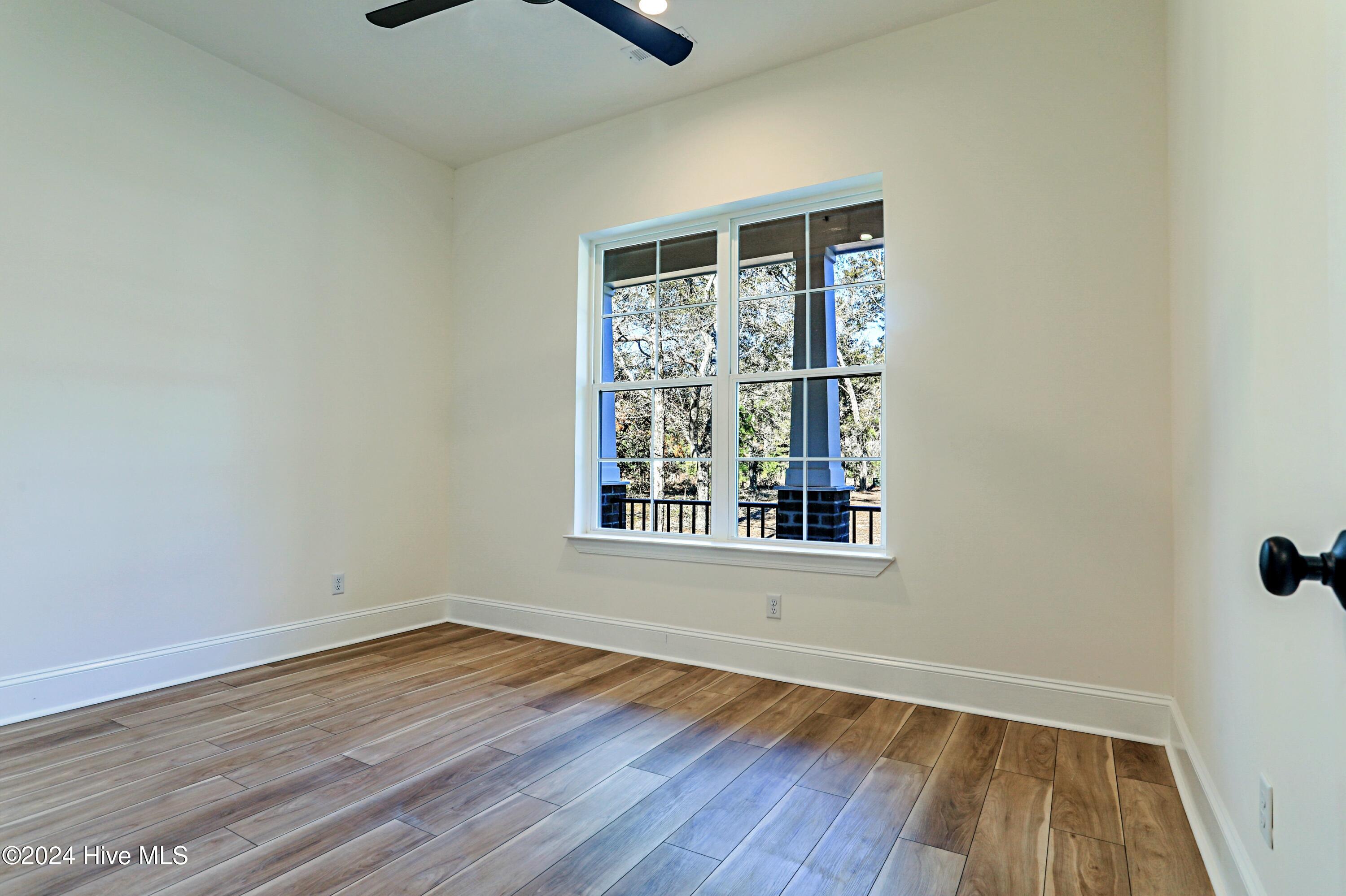 3375 Sandridge Lane Property Photo 44