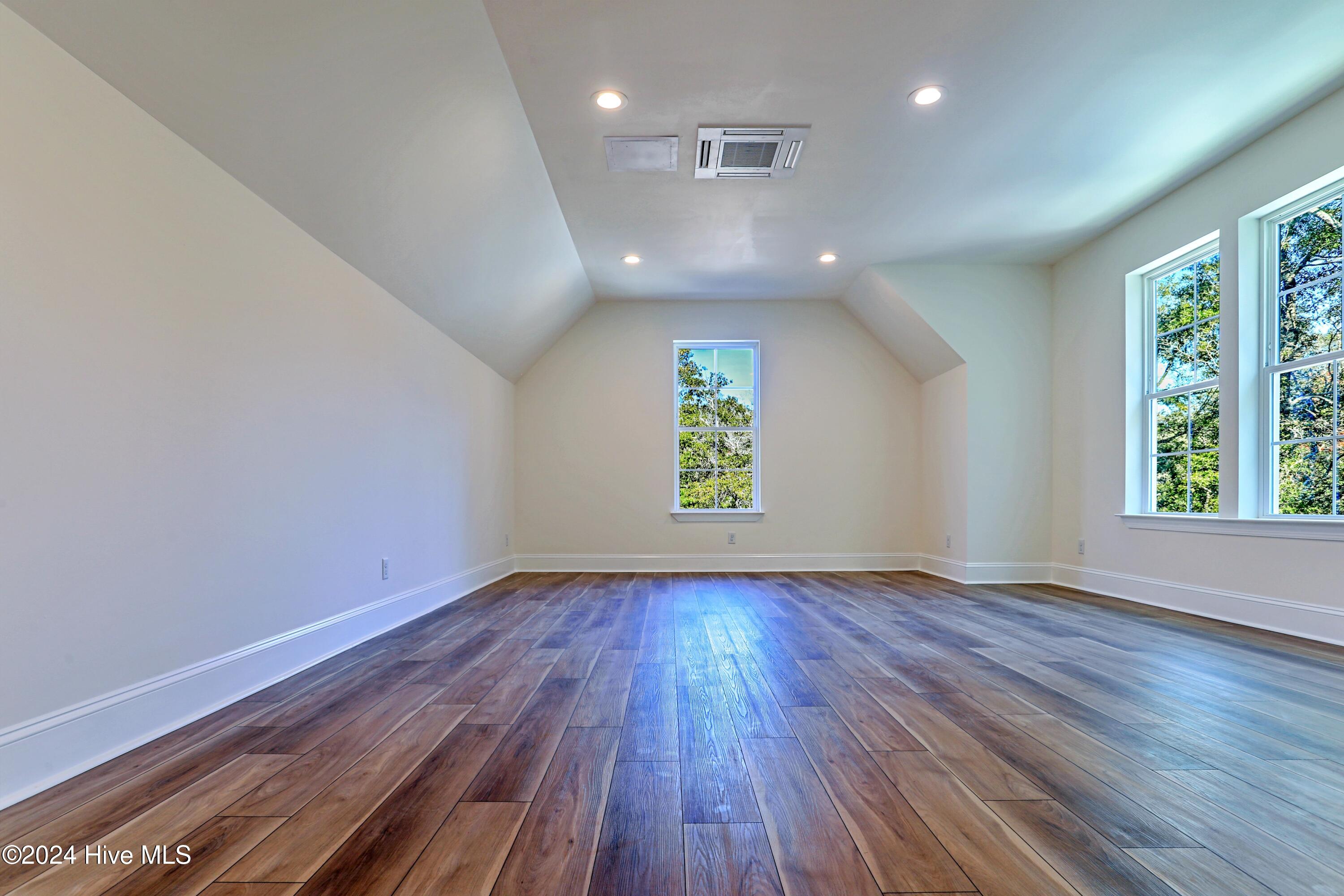 3375 Sandridge Lane Sw Property Photo 52