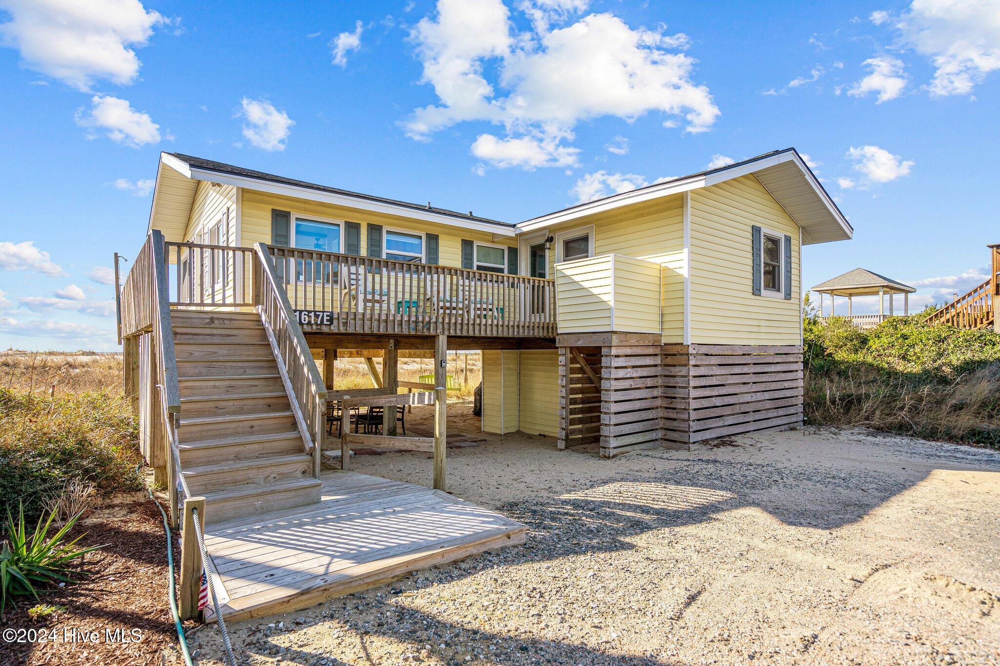 1617 E Beach Drive Property Photo 1
