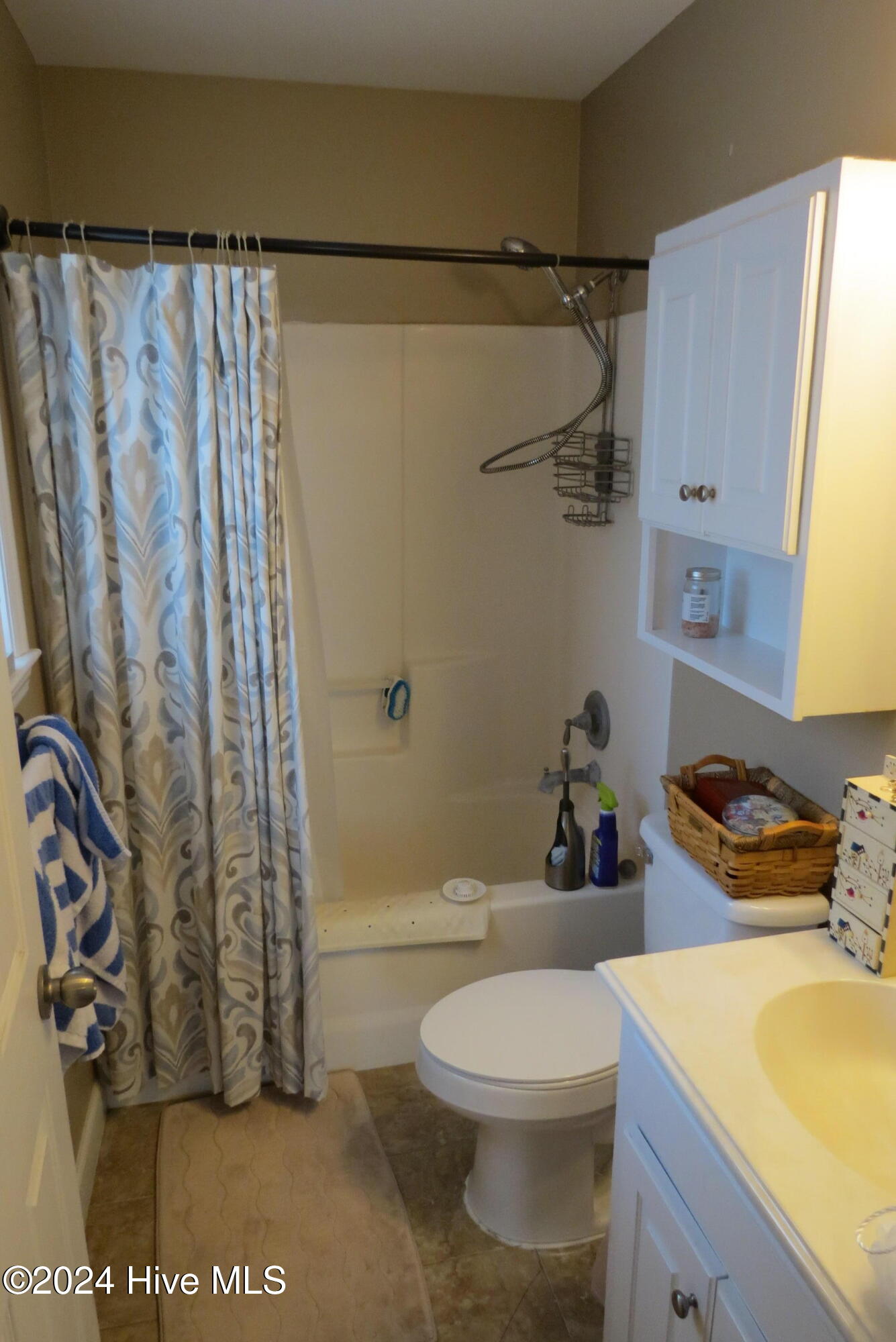 402 South Street B Property Photo 15