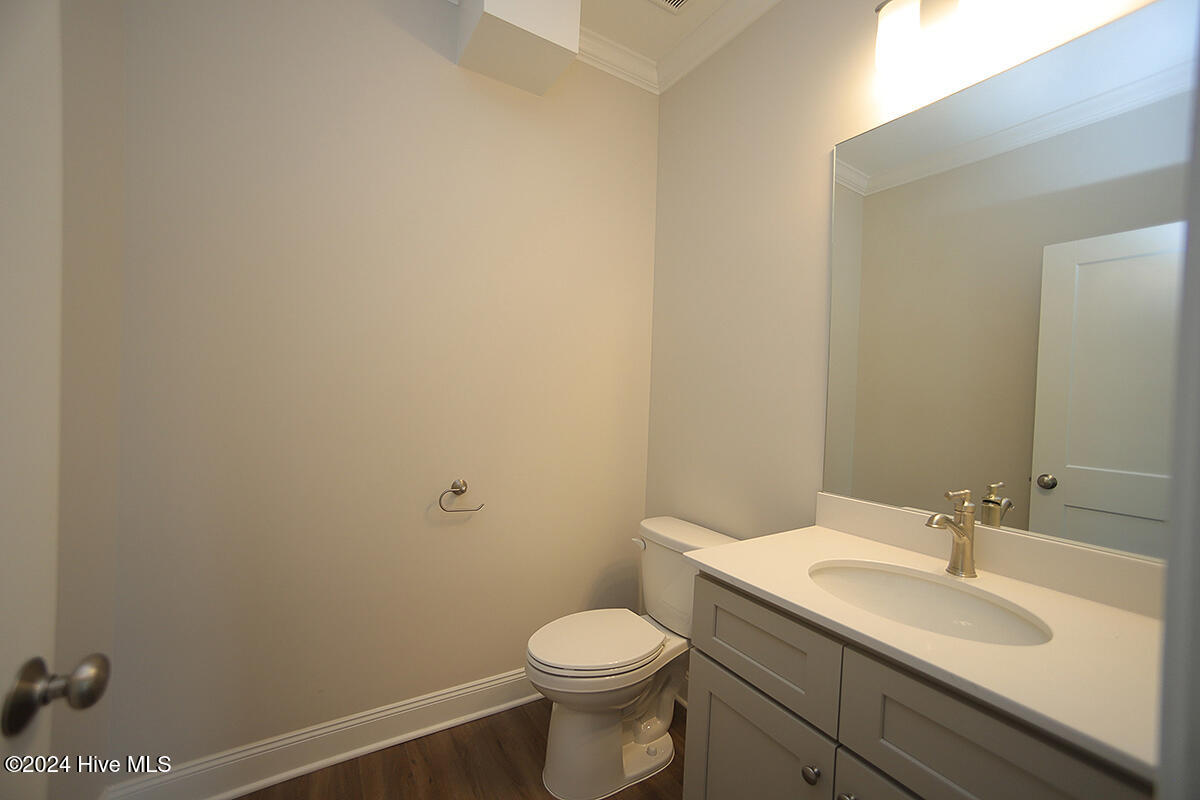 211 W Harnett Street Property Photo 20
