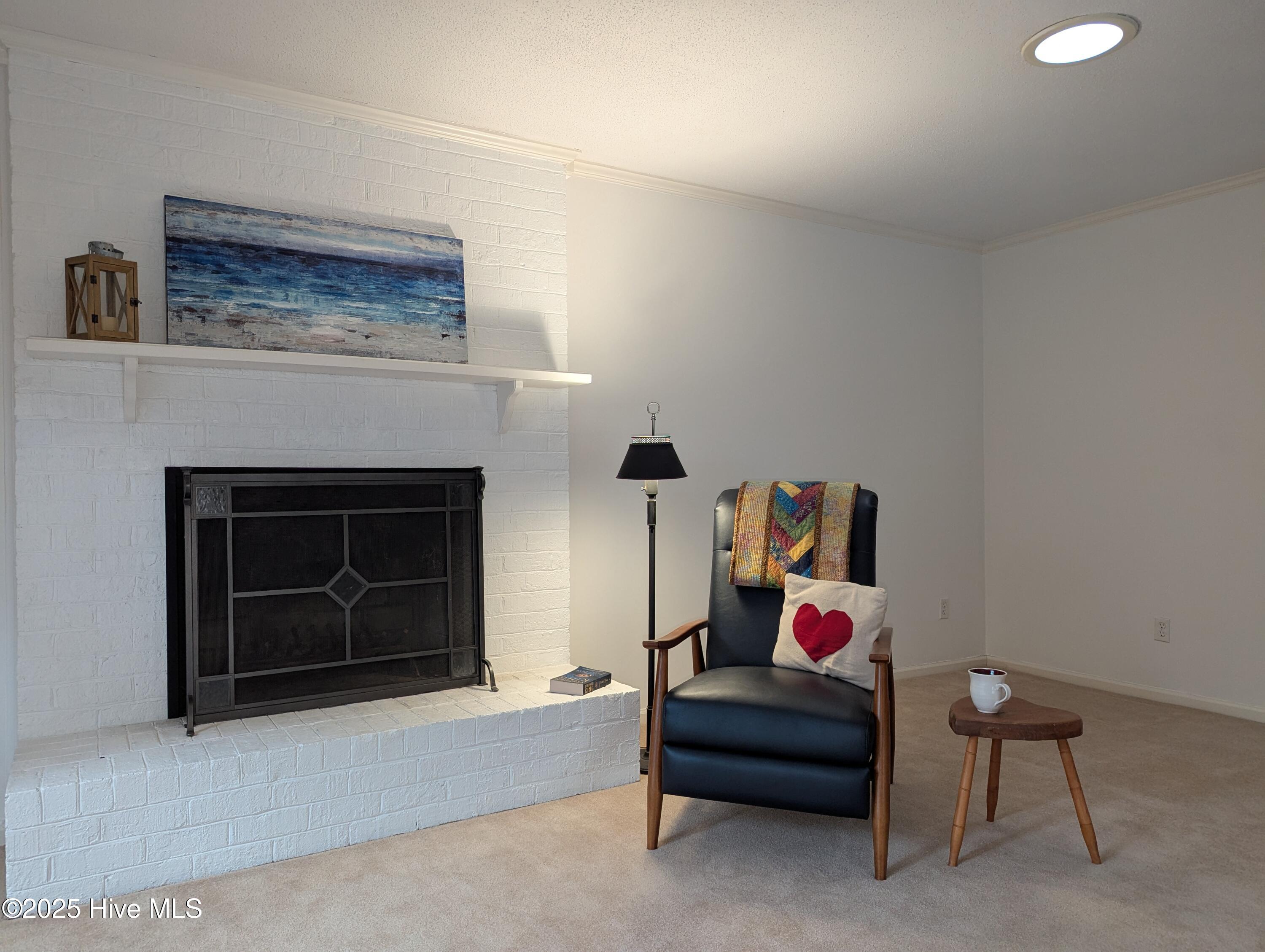 636 Redwood Drive Property Photo 3