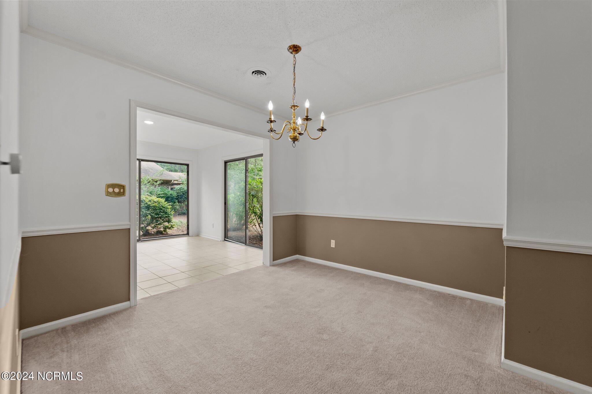 636 Redwood Drive Property Photo 7
