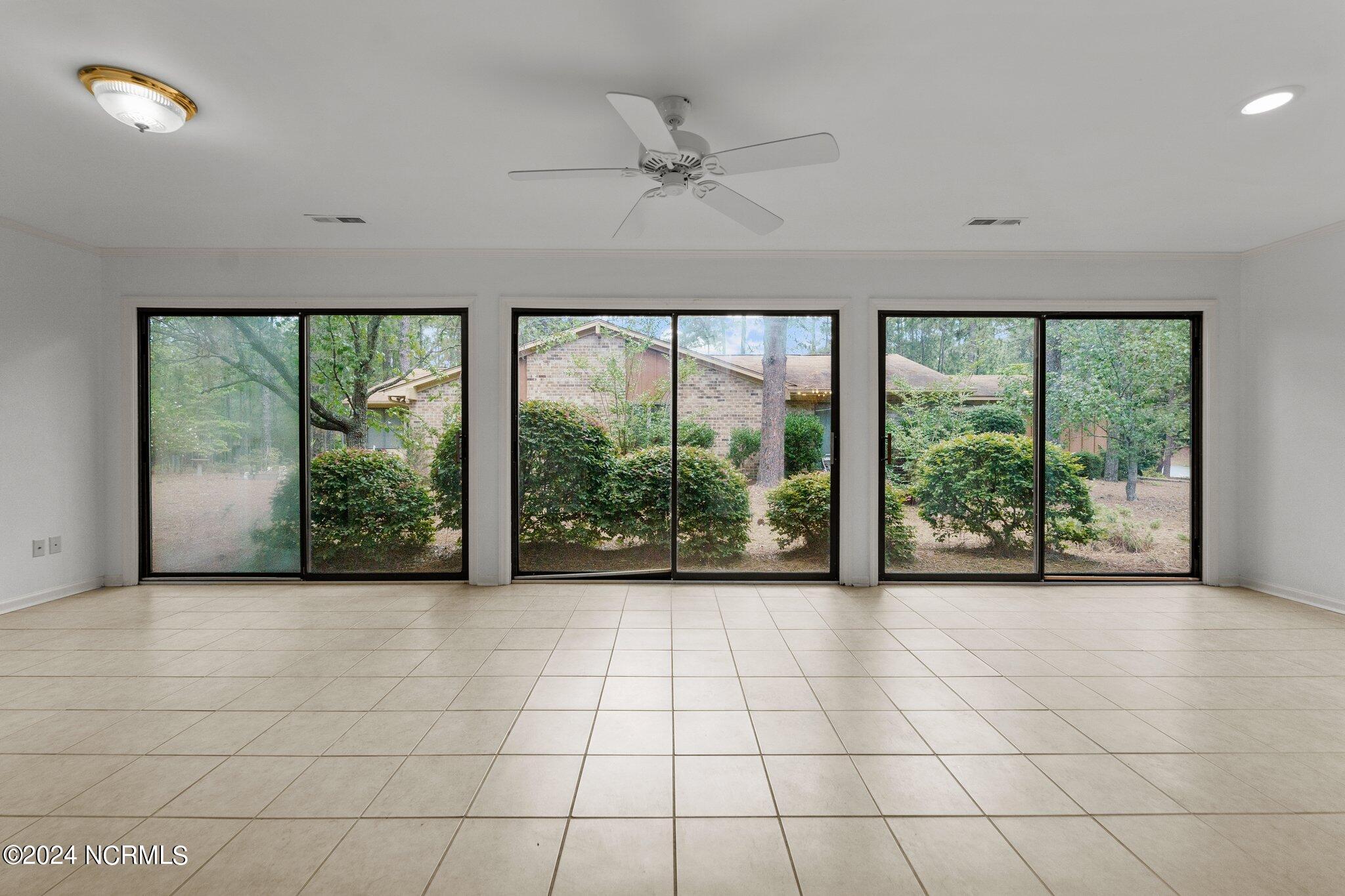 636 Redwood Drive Property Photo 10