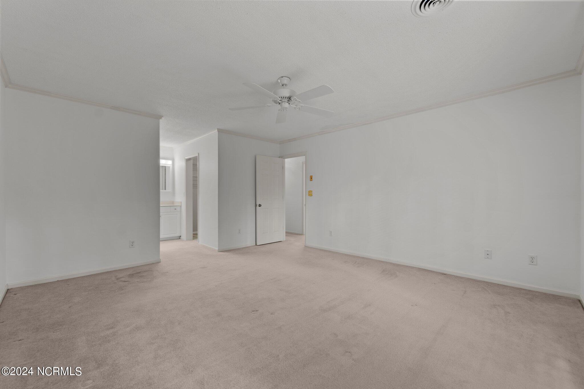 636 Redwood Drive Property Photo 23