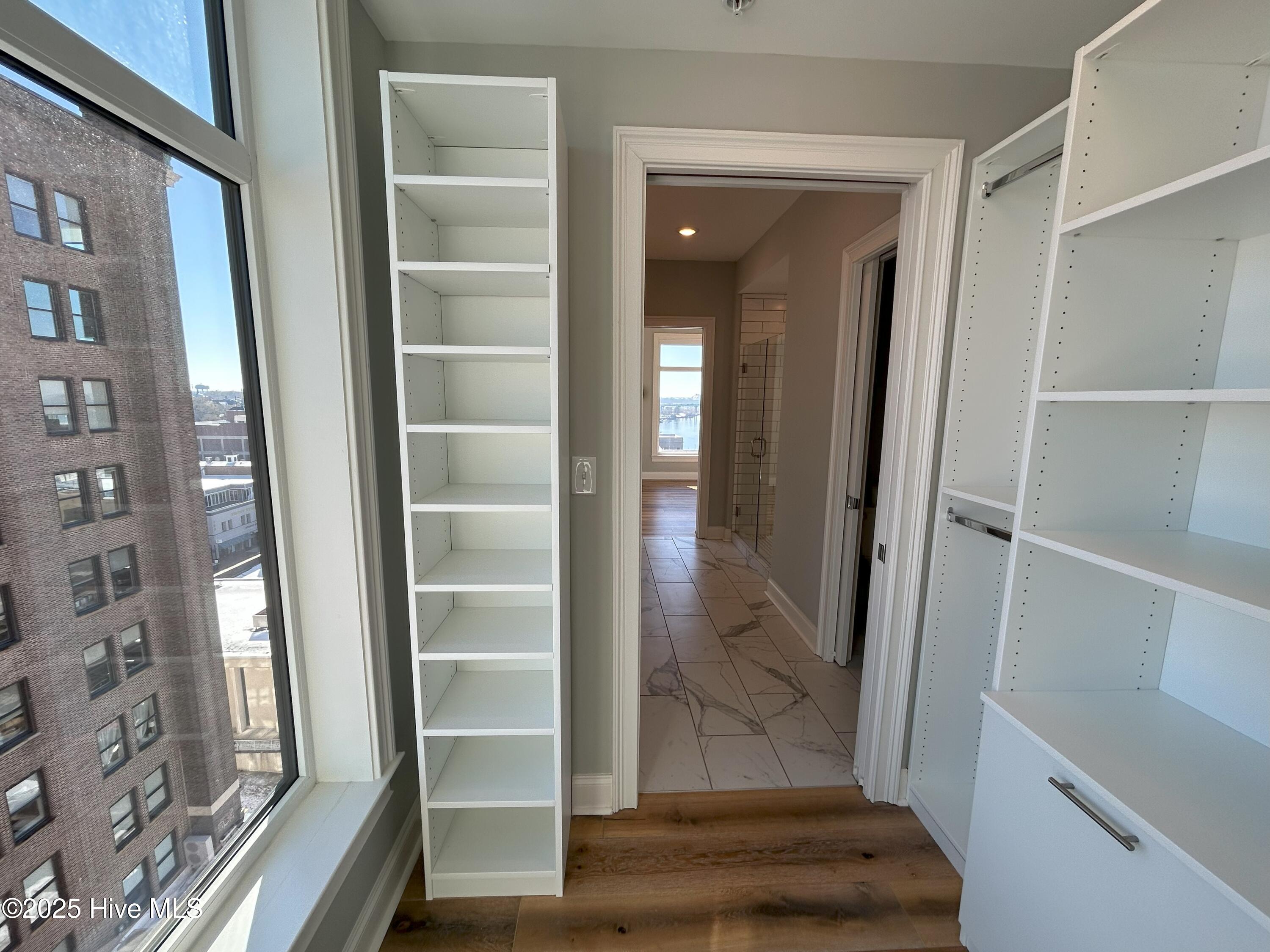 240 N Water Street 1256 Property Photo 20