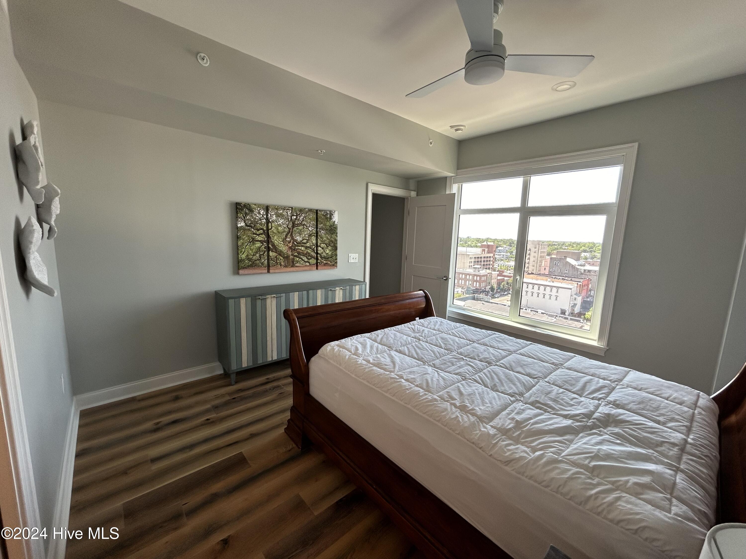 240 N Water Street 1256 Property Photo 22