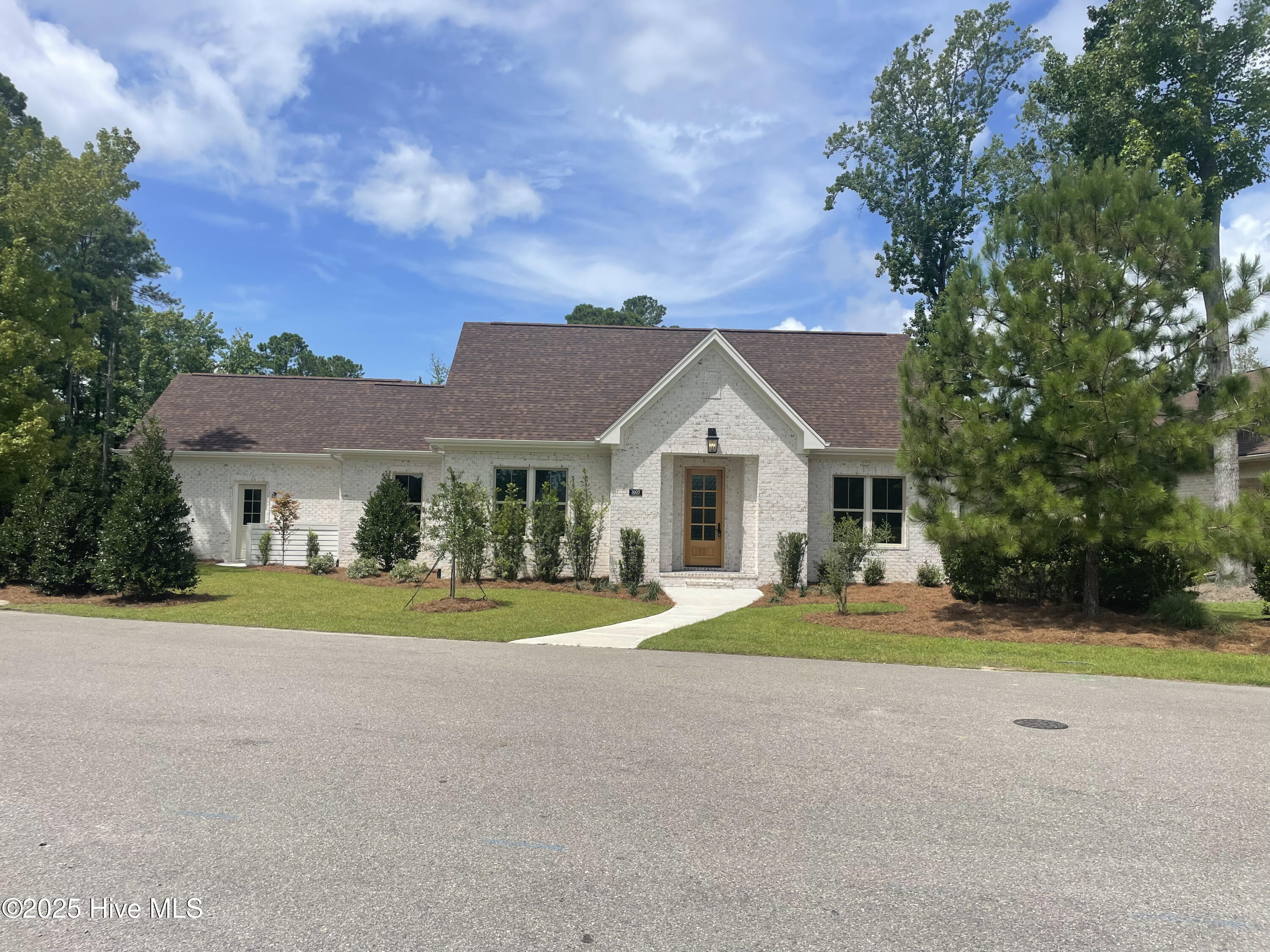 3605 Rosewood Landing Drive Property Photo 3