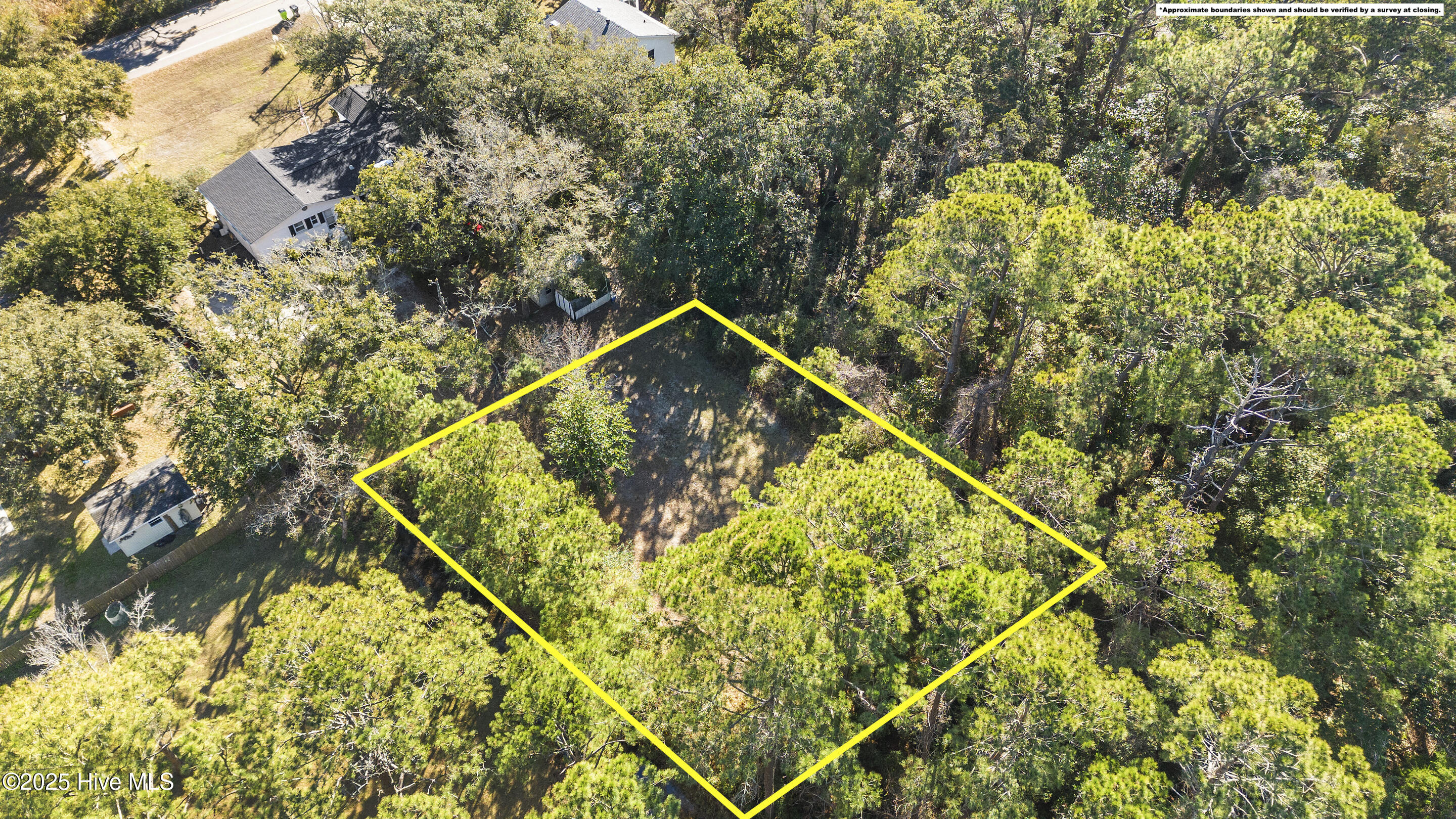 207 Rosco Court Property Photo 2