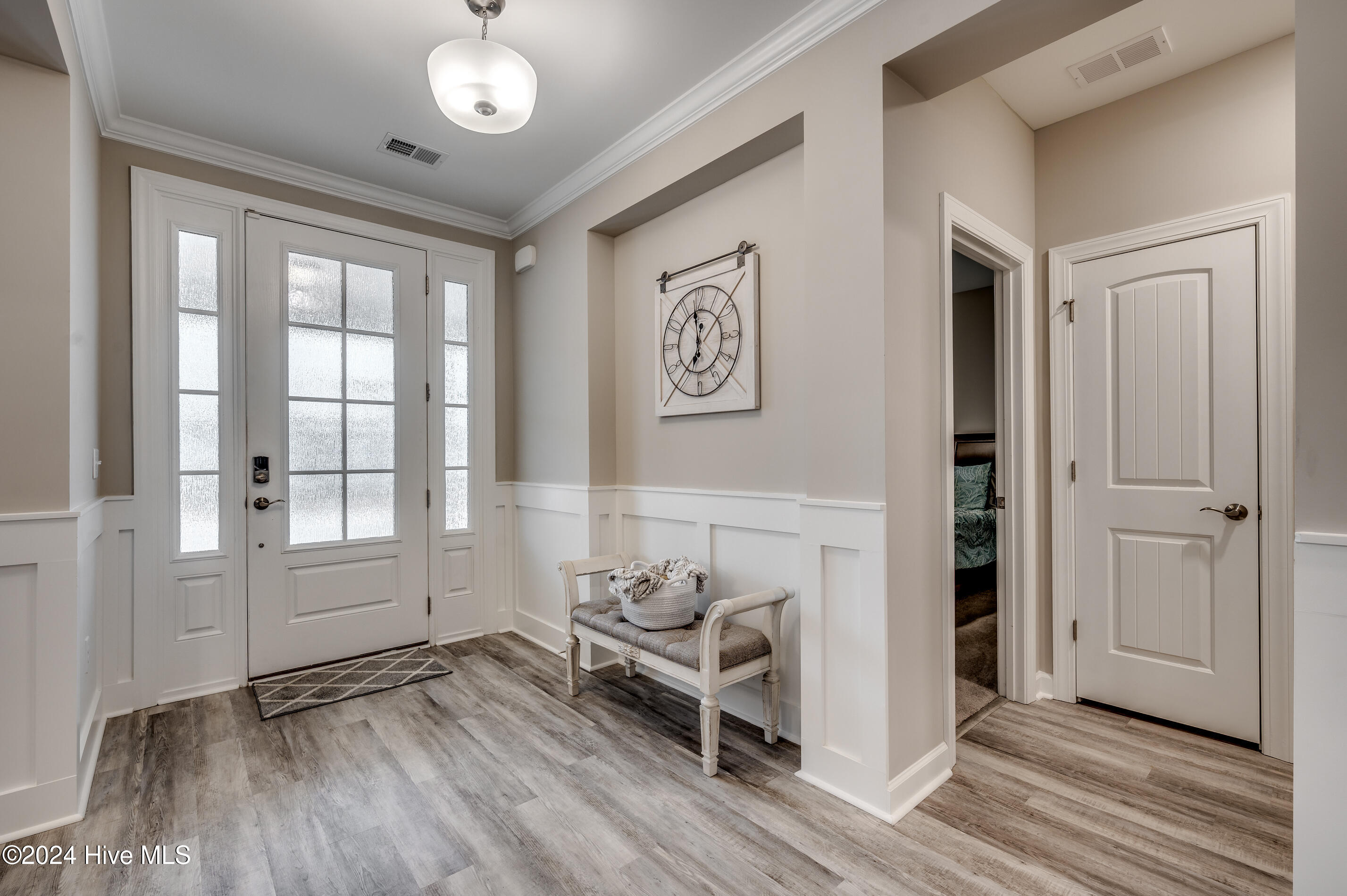 2023 Singing Palm Loop Property Photo 2