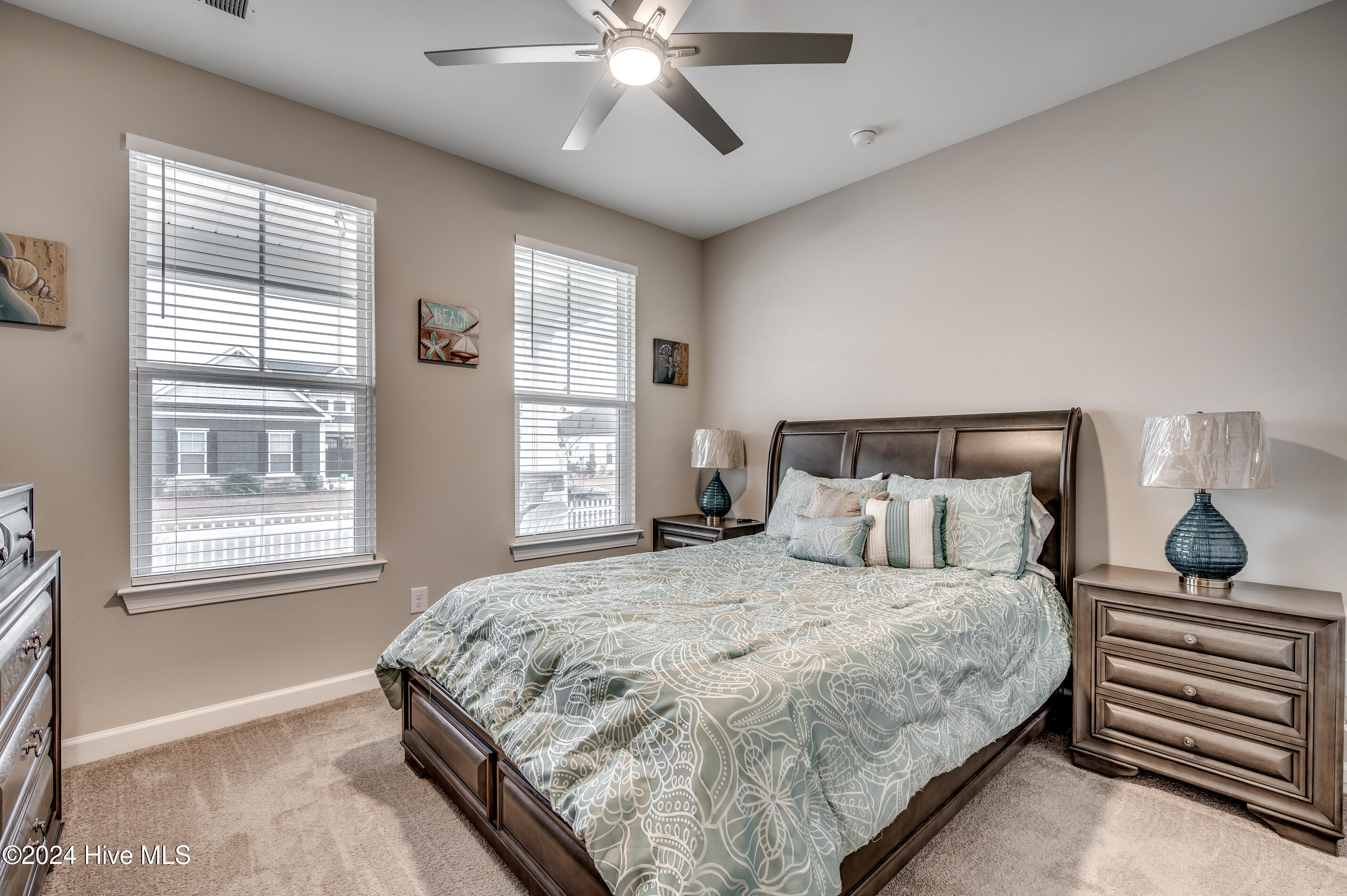 2023 Singing Palm Loop Property Photo 17