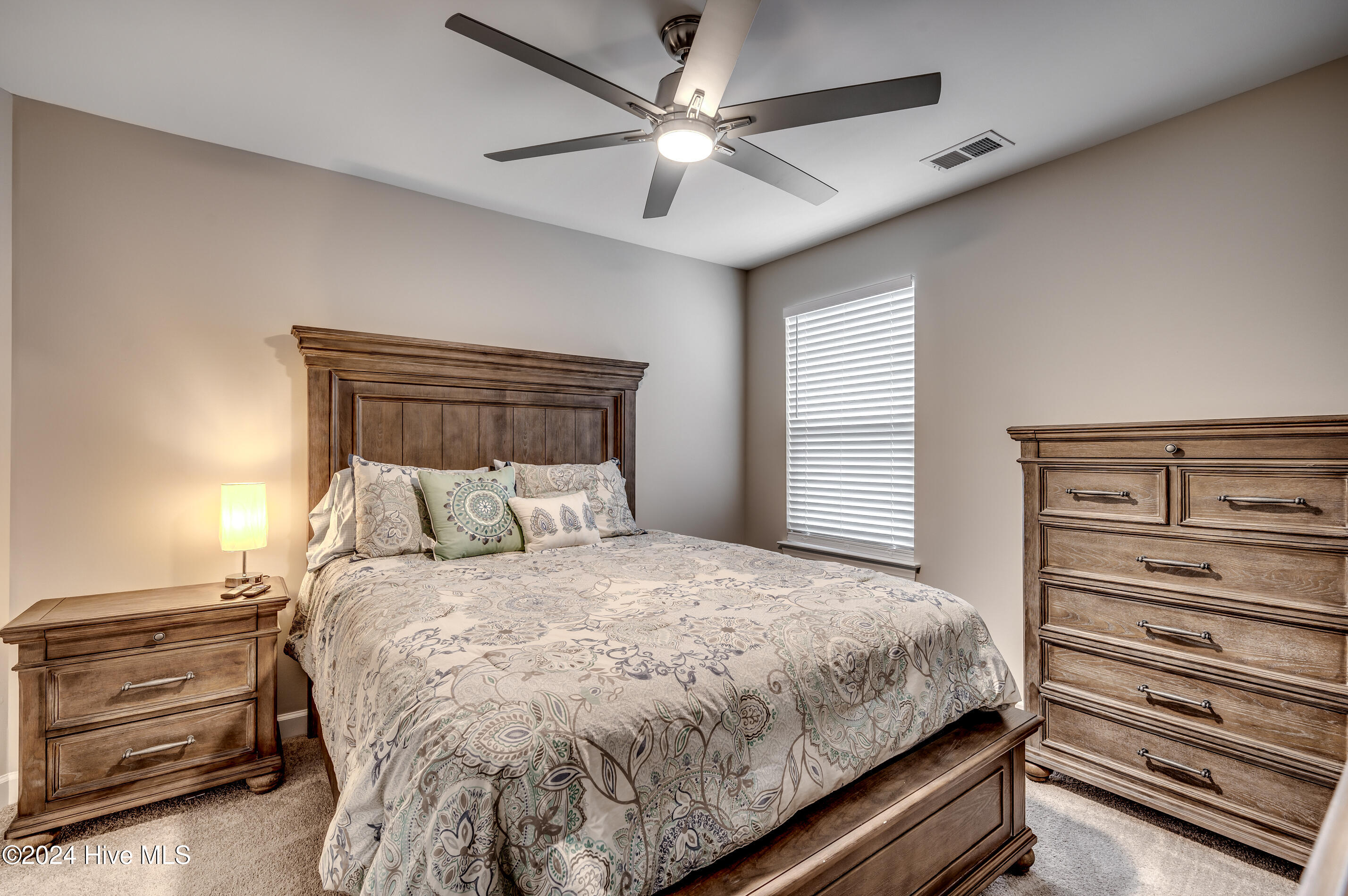 2023 Singing Palm Loop Property Photo 22