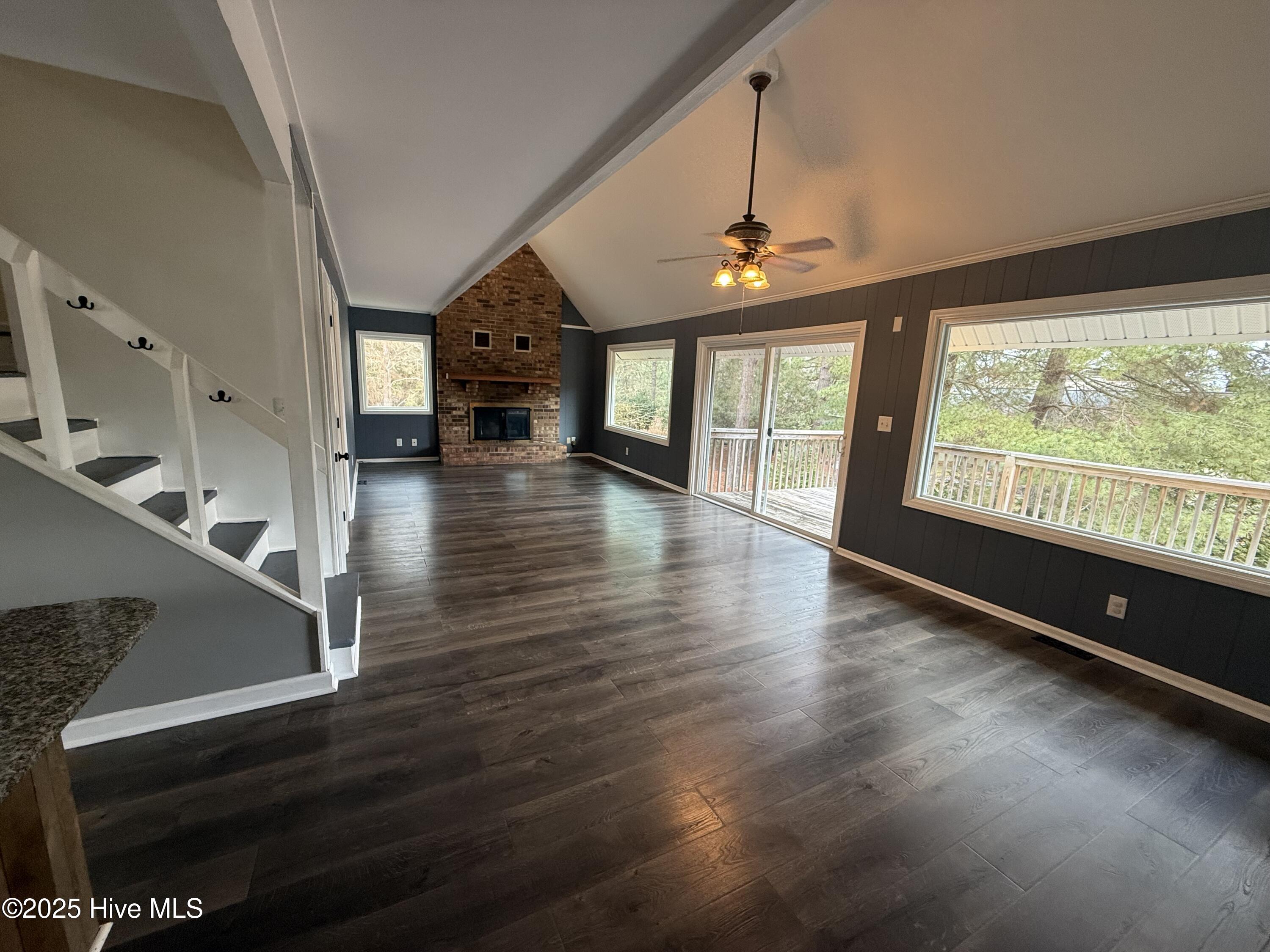 108 Juniper Court Property Photo 4