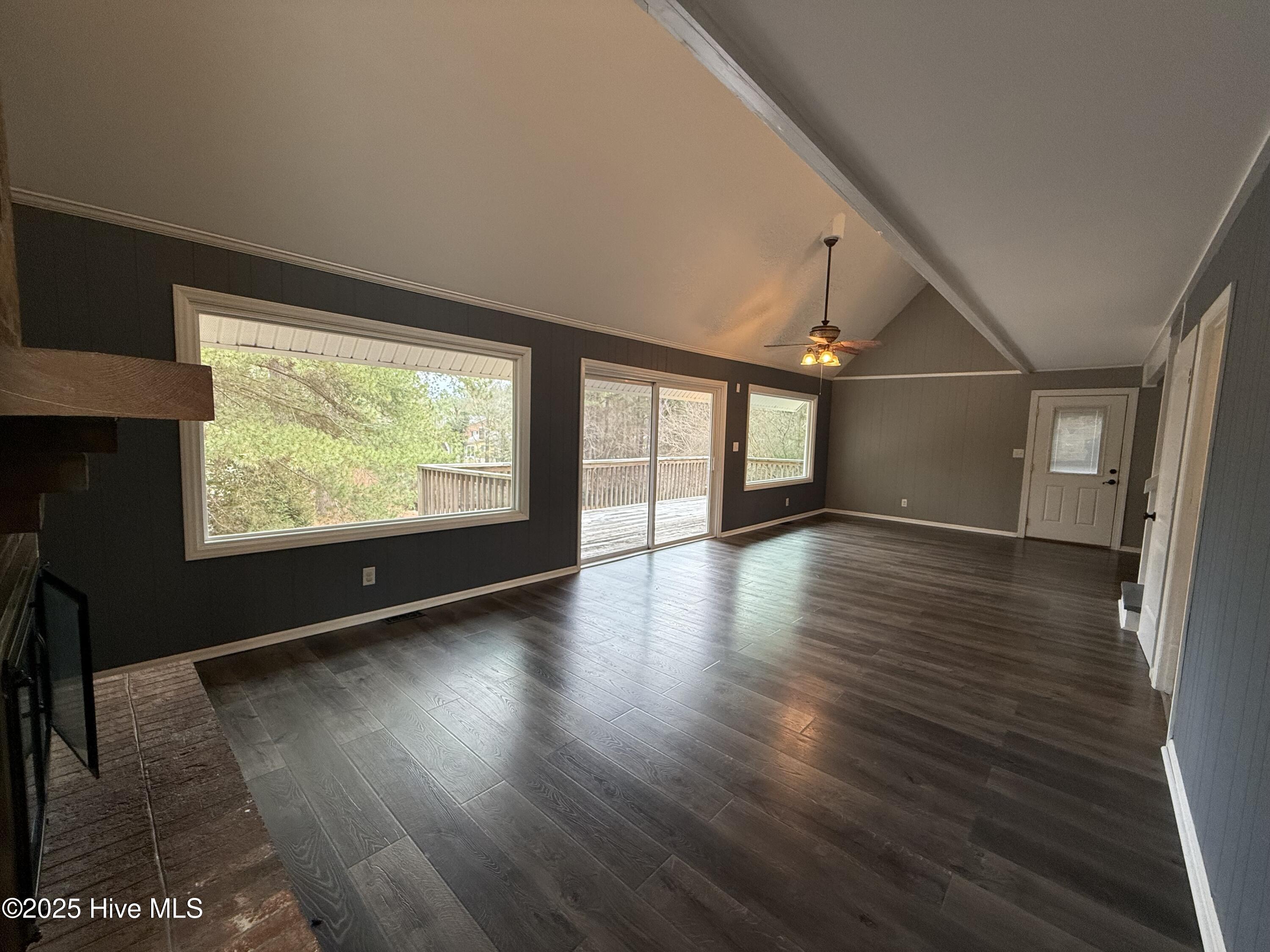 108 Juniper Court Property Photo 6