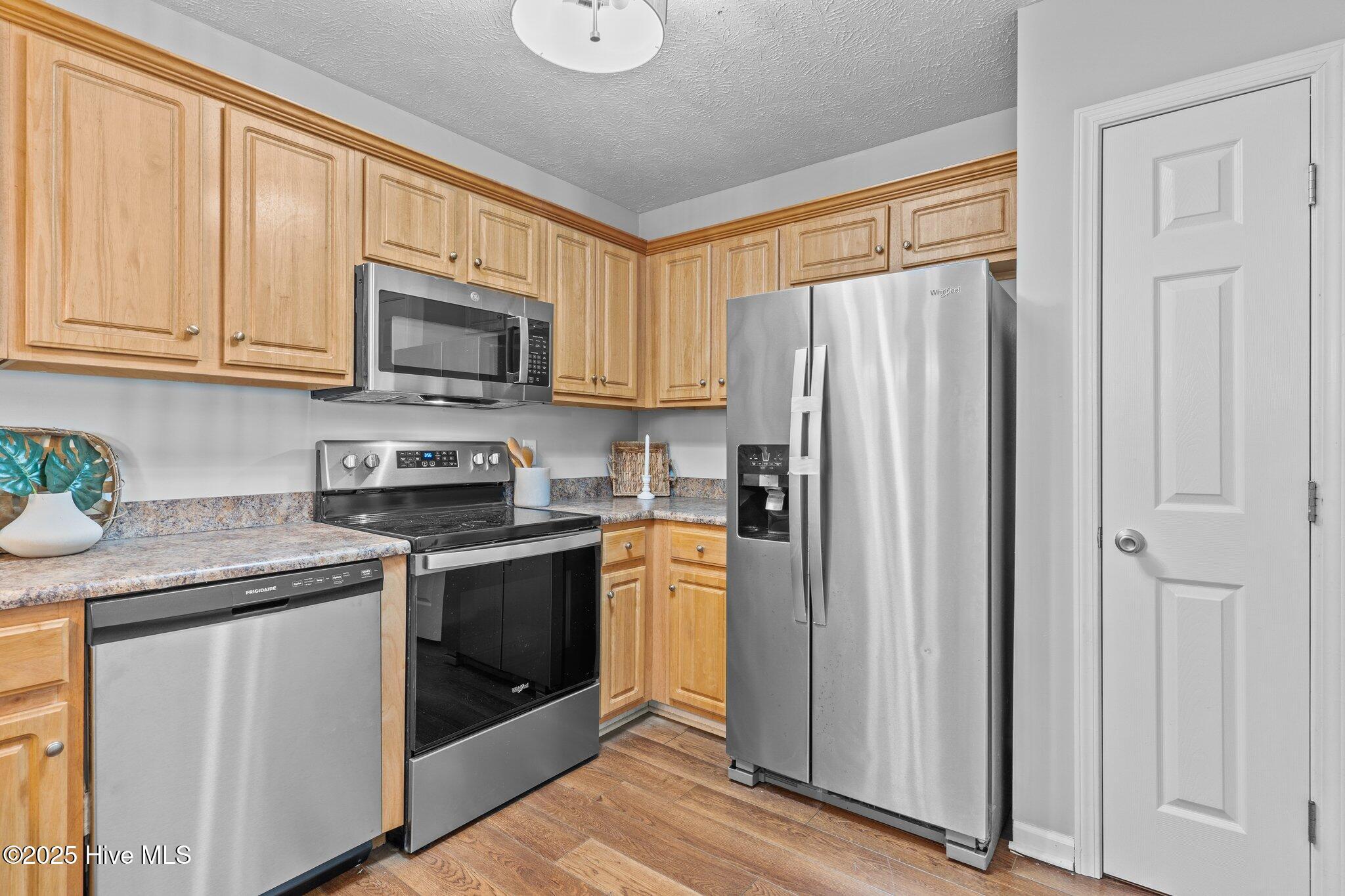 609 Spencer Farlow Drive 22 Property Photo 12
