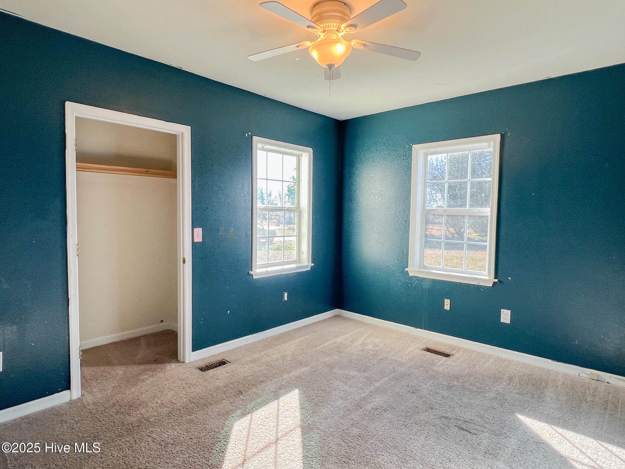 403 Spencers Avenue Property Photo 9