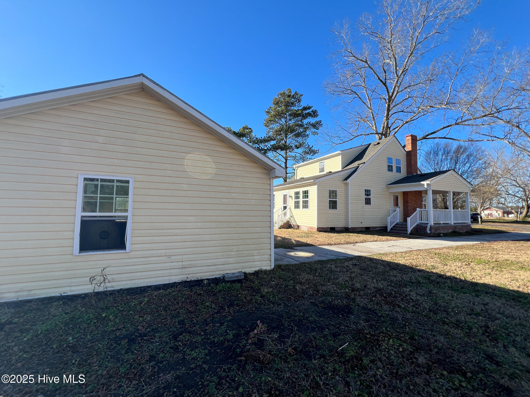 403 Spencers Avenue Property Photo 21