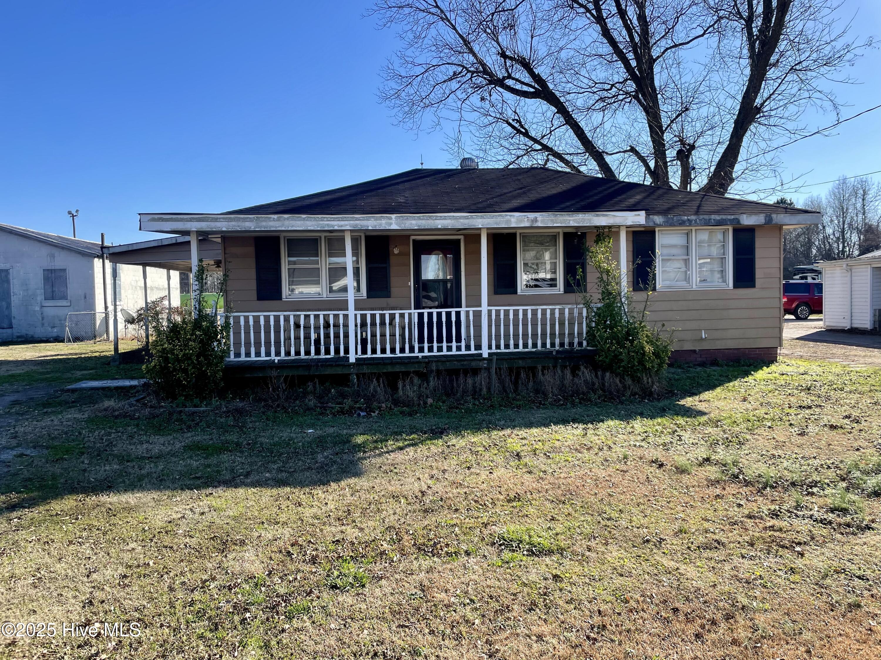 1815 W Main Street Property Photo 3