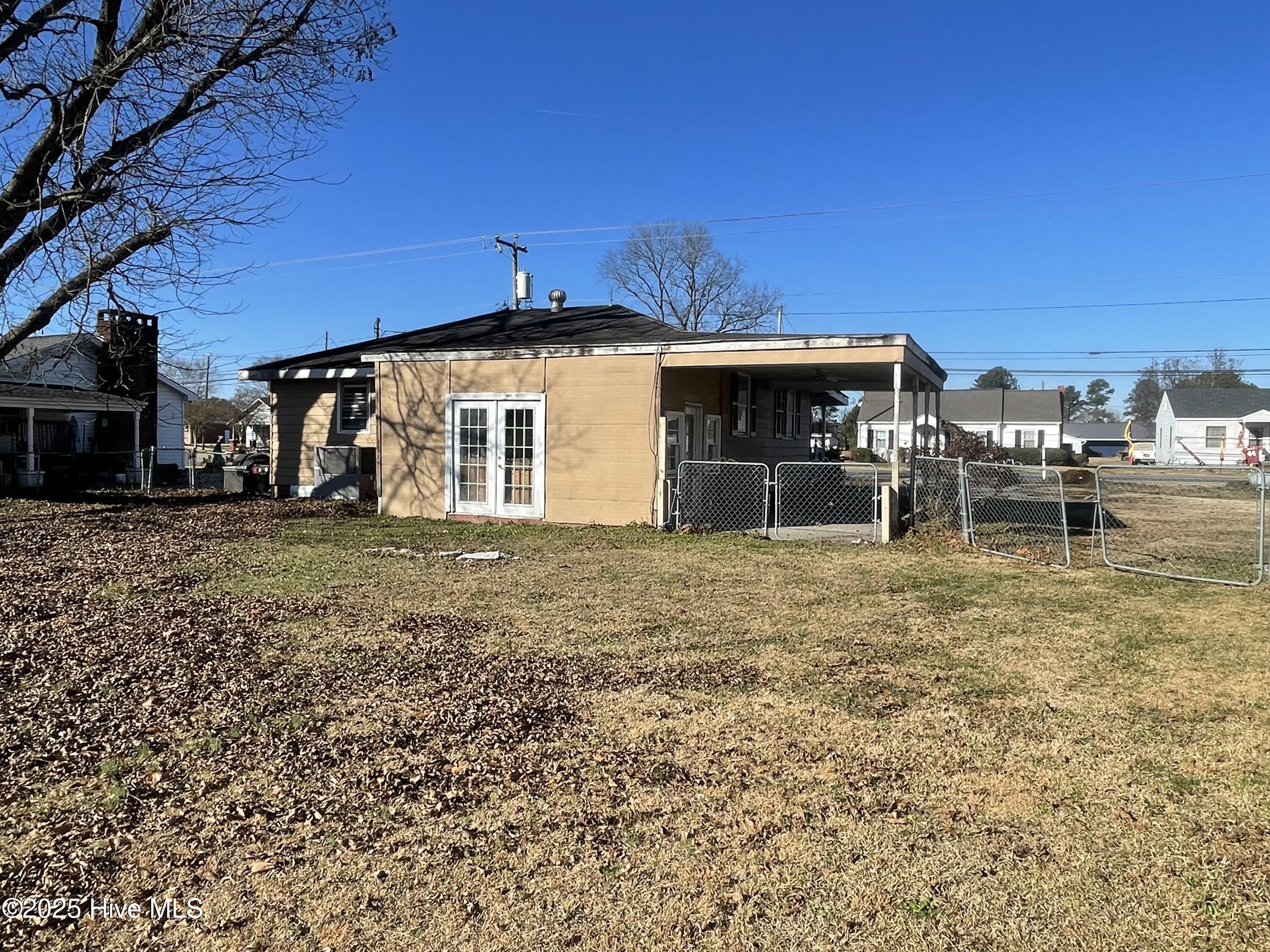 1815 W Main Street Property Photo 4