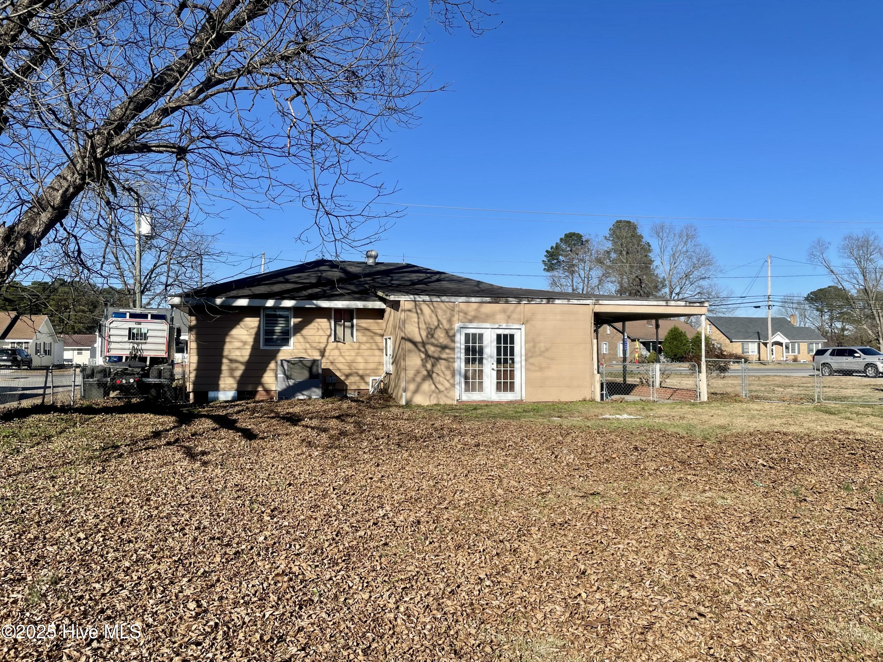 1815 W Main Street Property Photo 5
