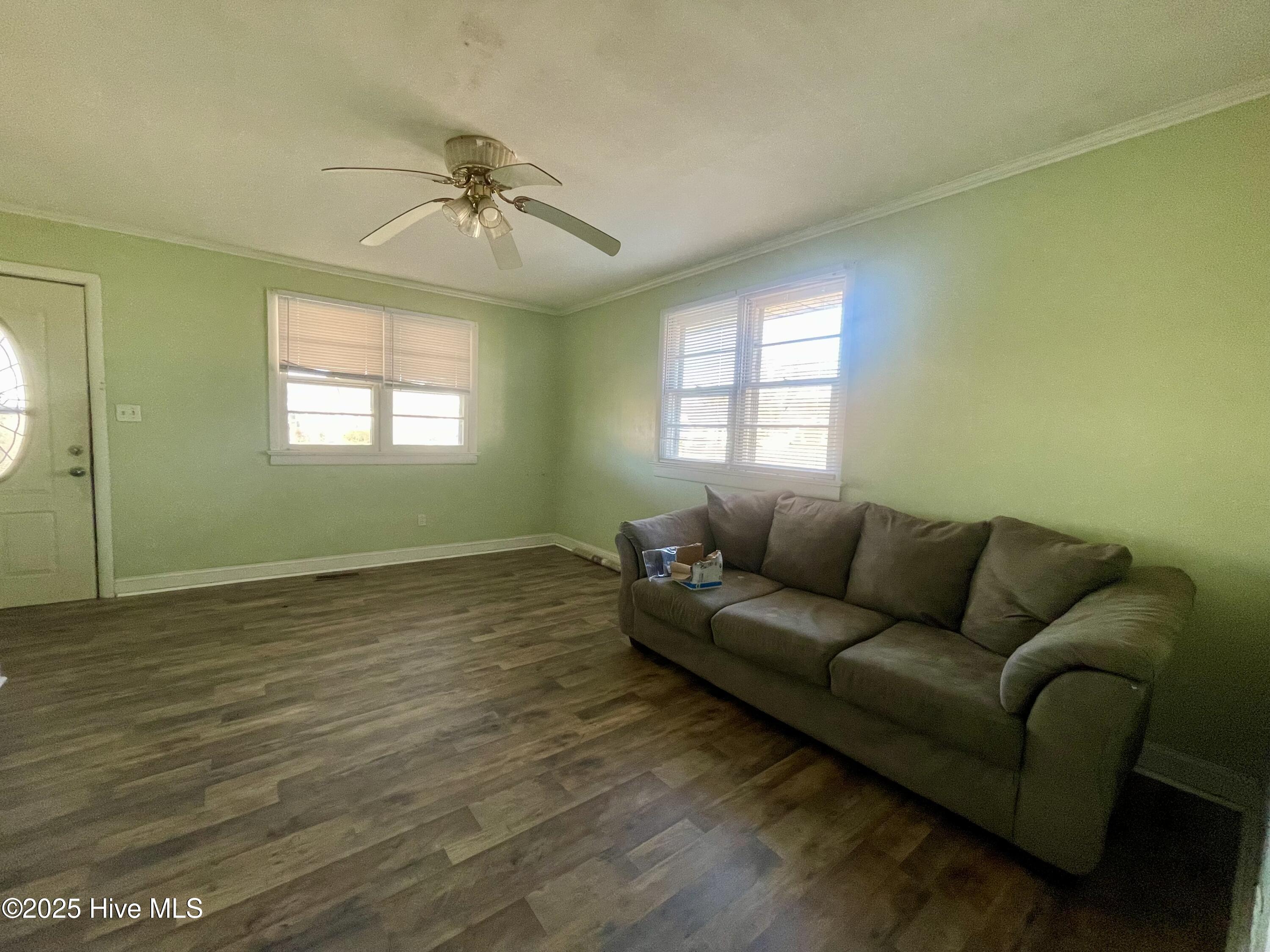 1815 W Main Street Property Photo 9