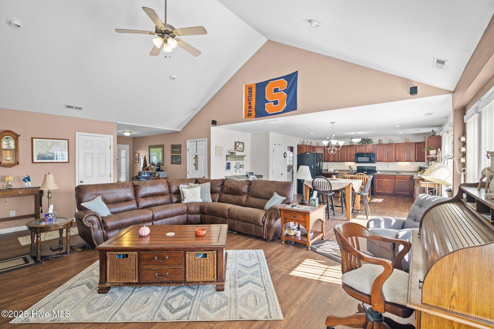 531 Highway 343 Property Photo 8