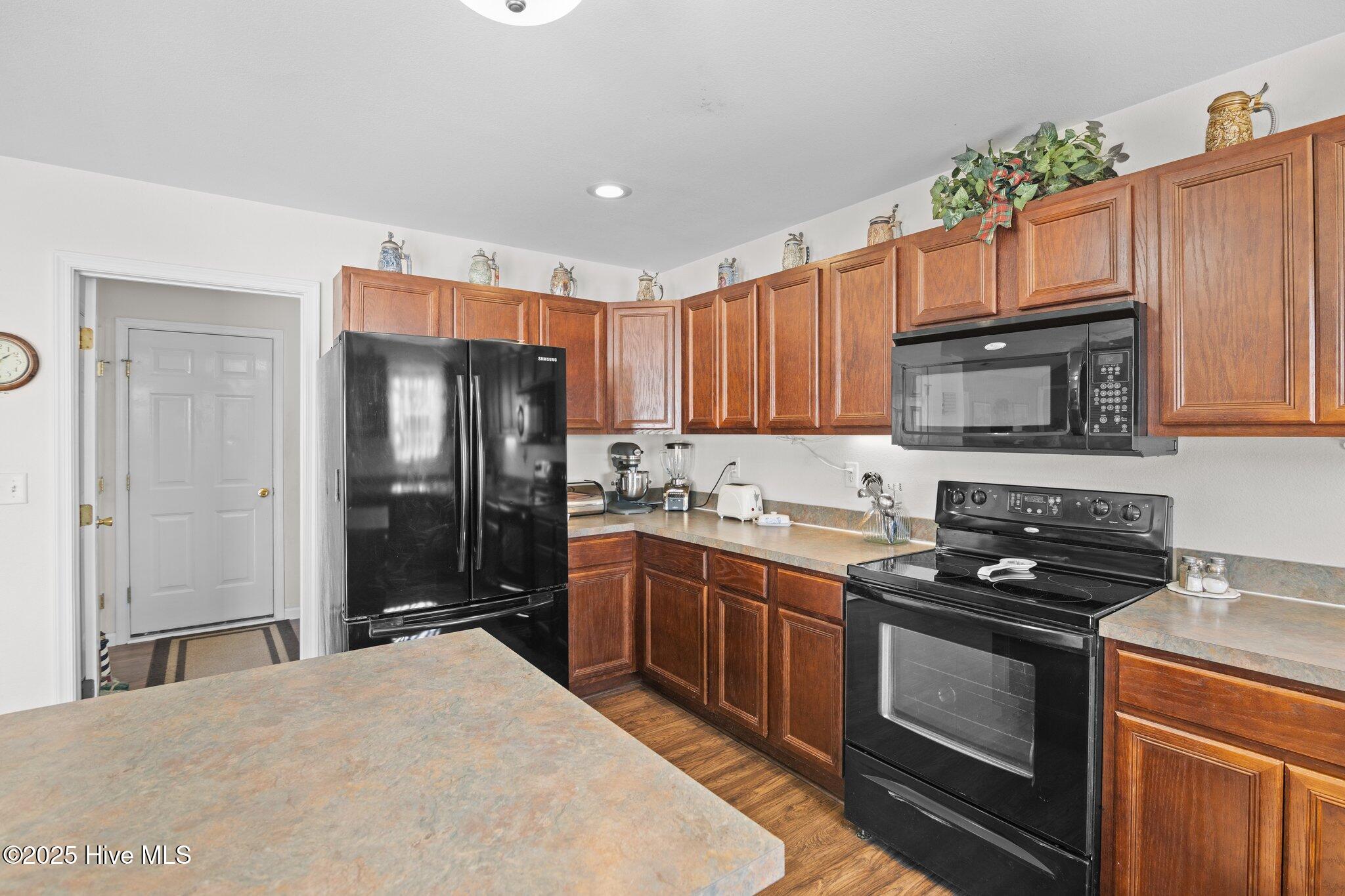 531 Highway 343 Property Photo 13