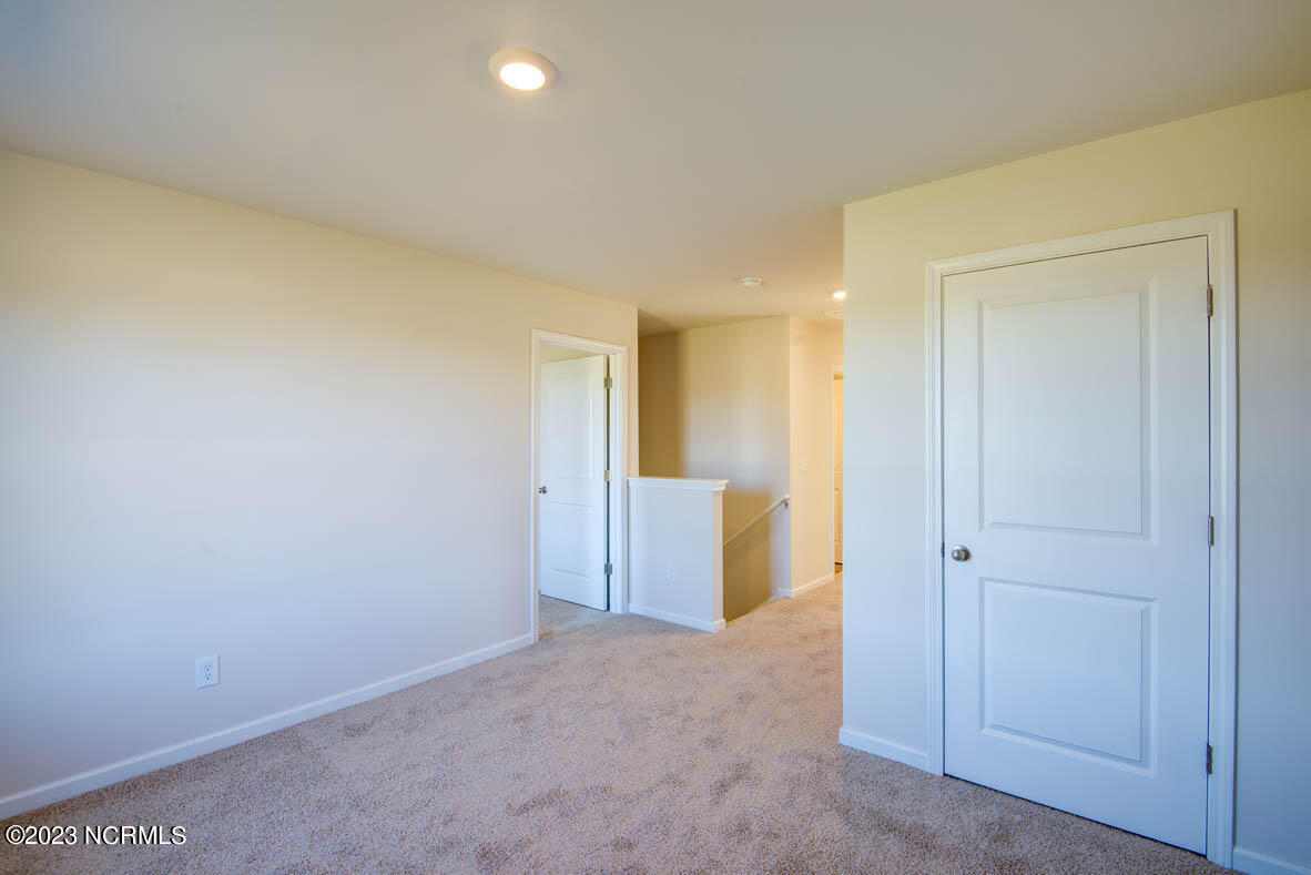 1129 Middlecrest Drive Property Photo 31