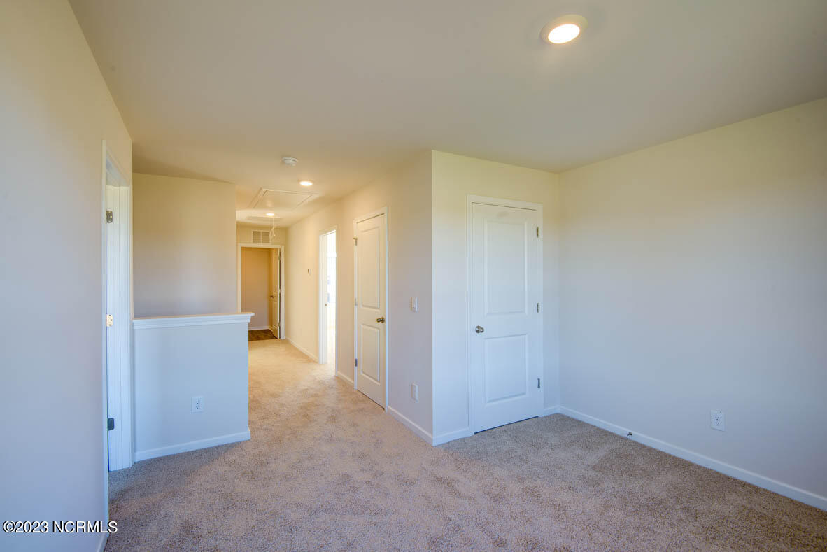 1129 Middlecrest Drive Property Photo 32