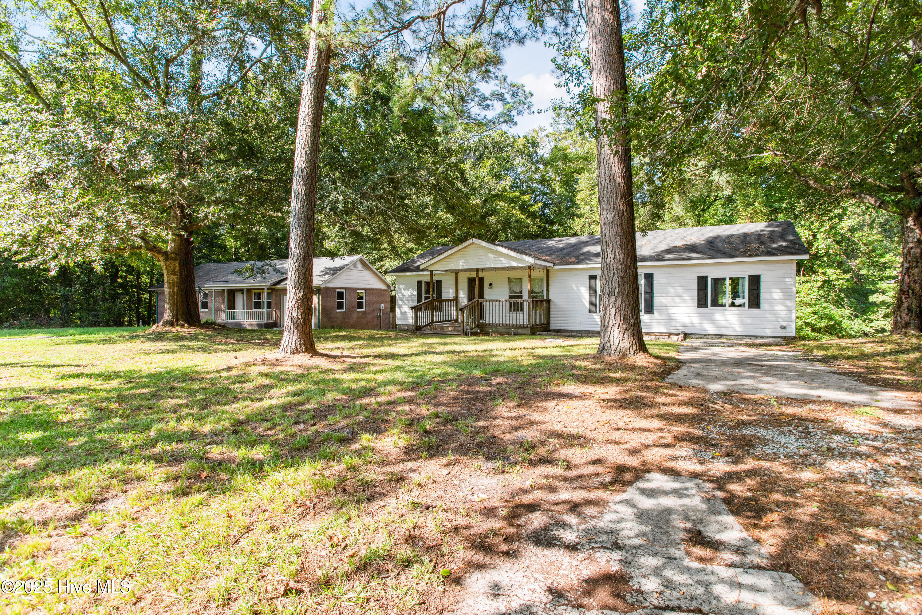 846 Mill River Road Property Photo 2