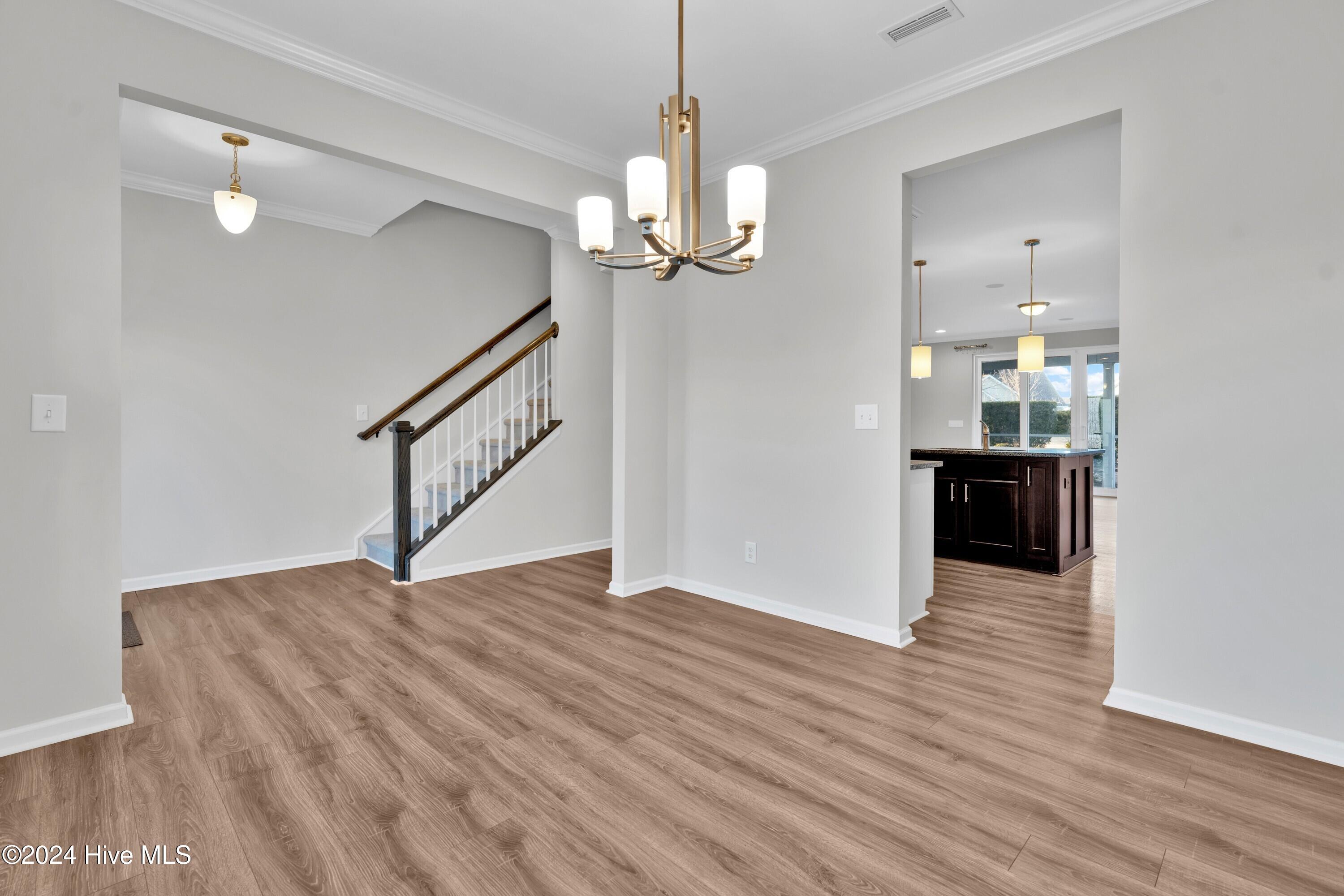 4010 Druids Glen Drive Property Photo 8