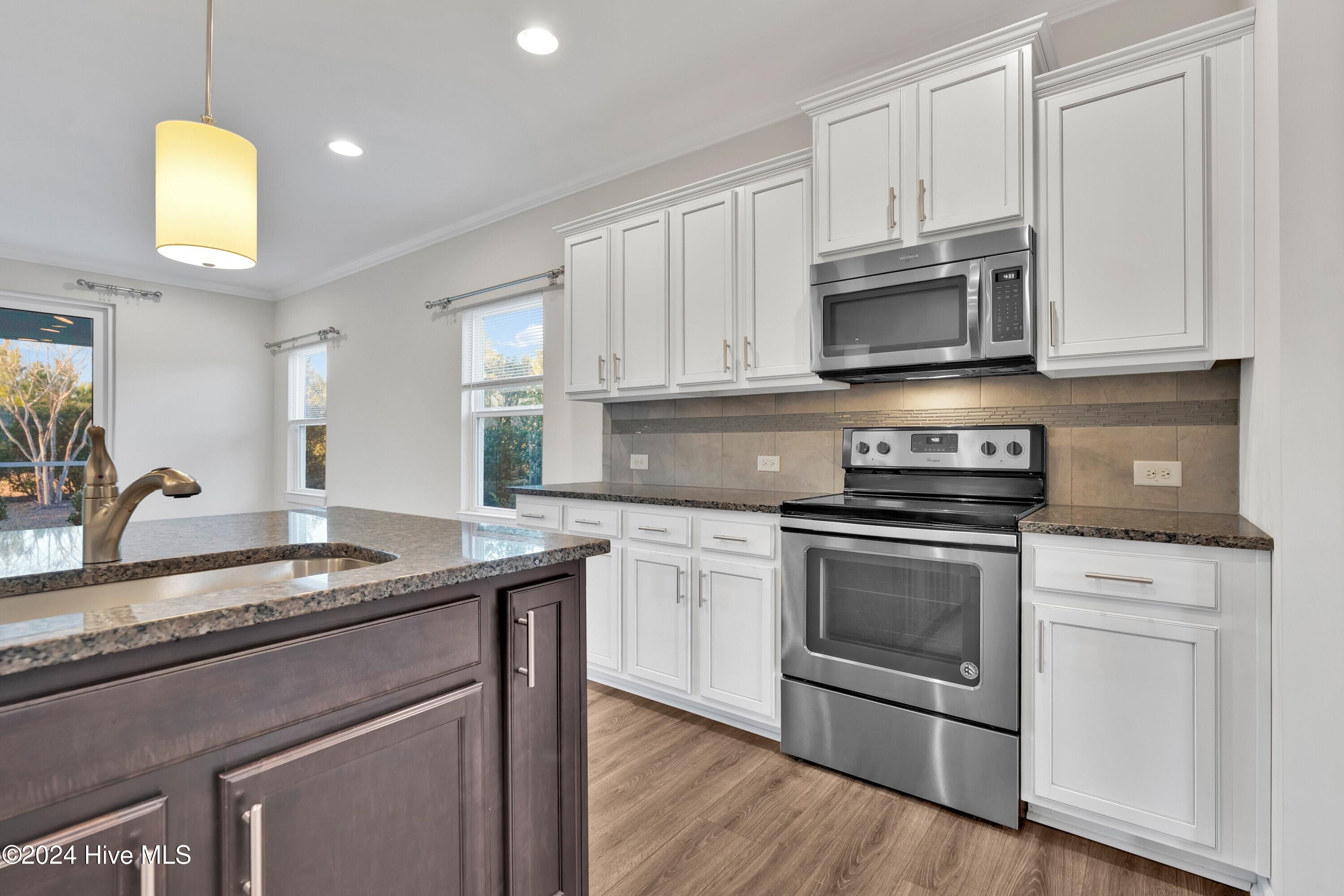 4010 Druids Glen Drive Property Photo 11