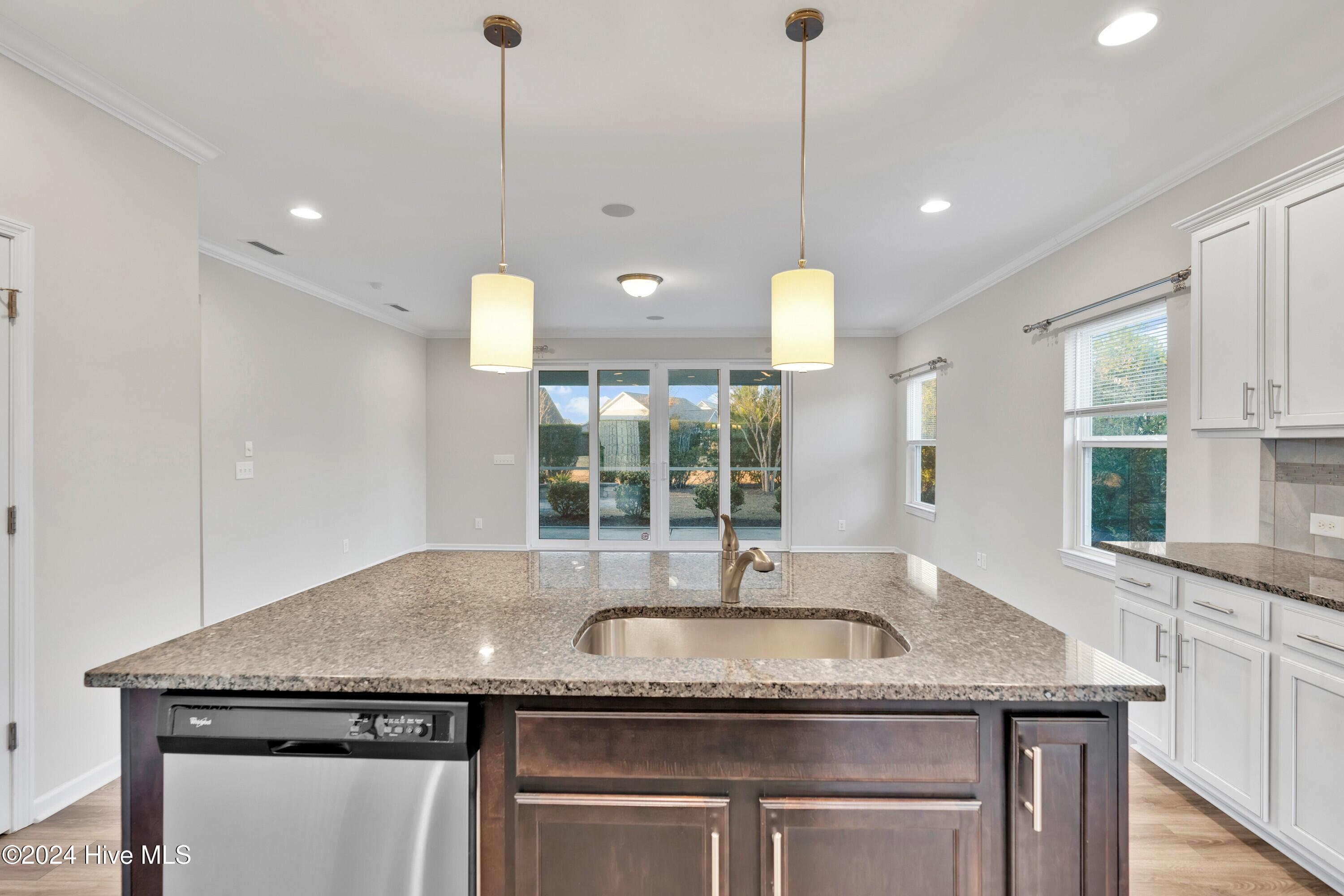 4010 Druids Glen Drive Property Photo 13