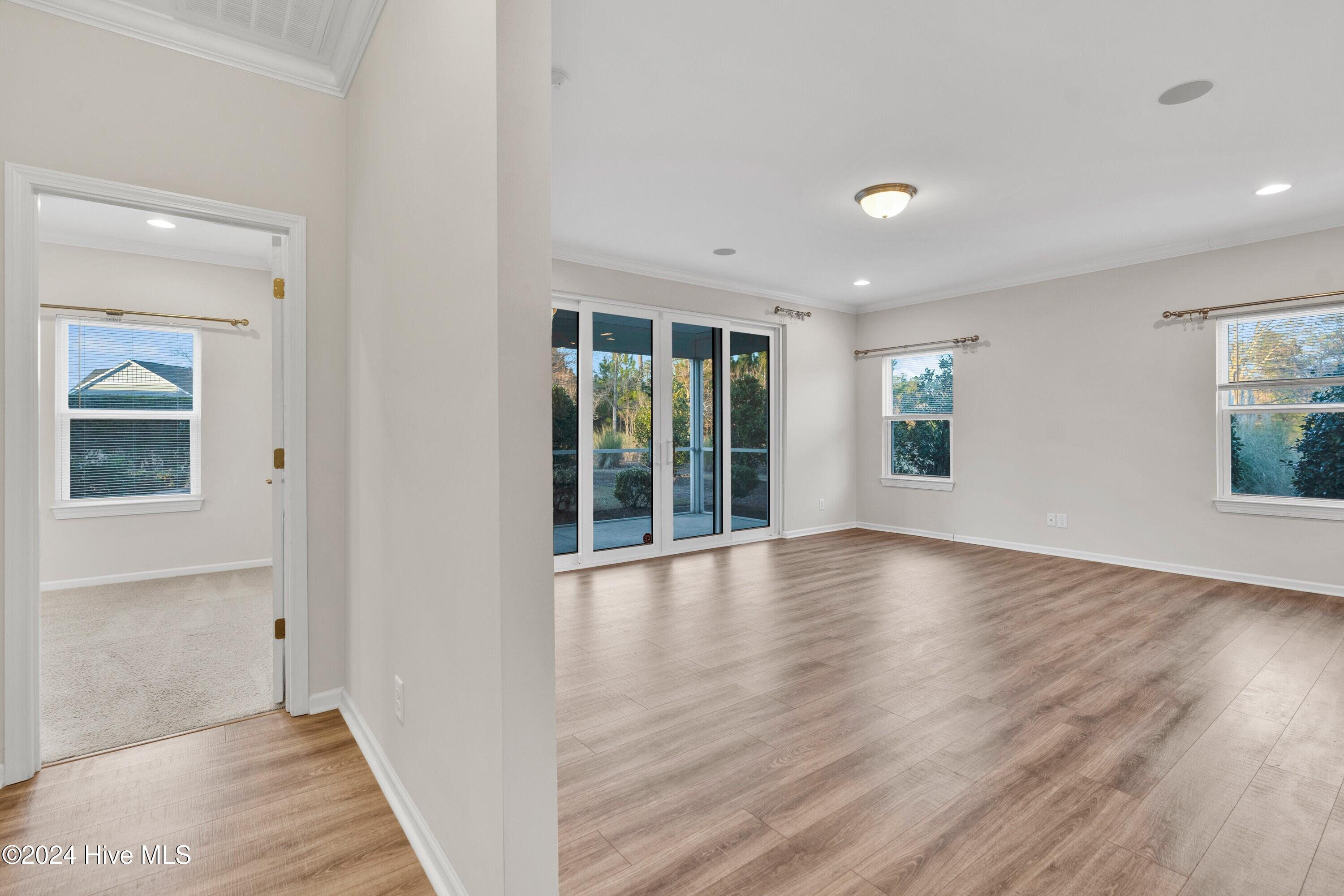 4010 Druids Glen Drive Property Photo 14