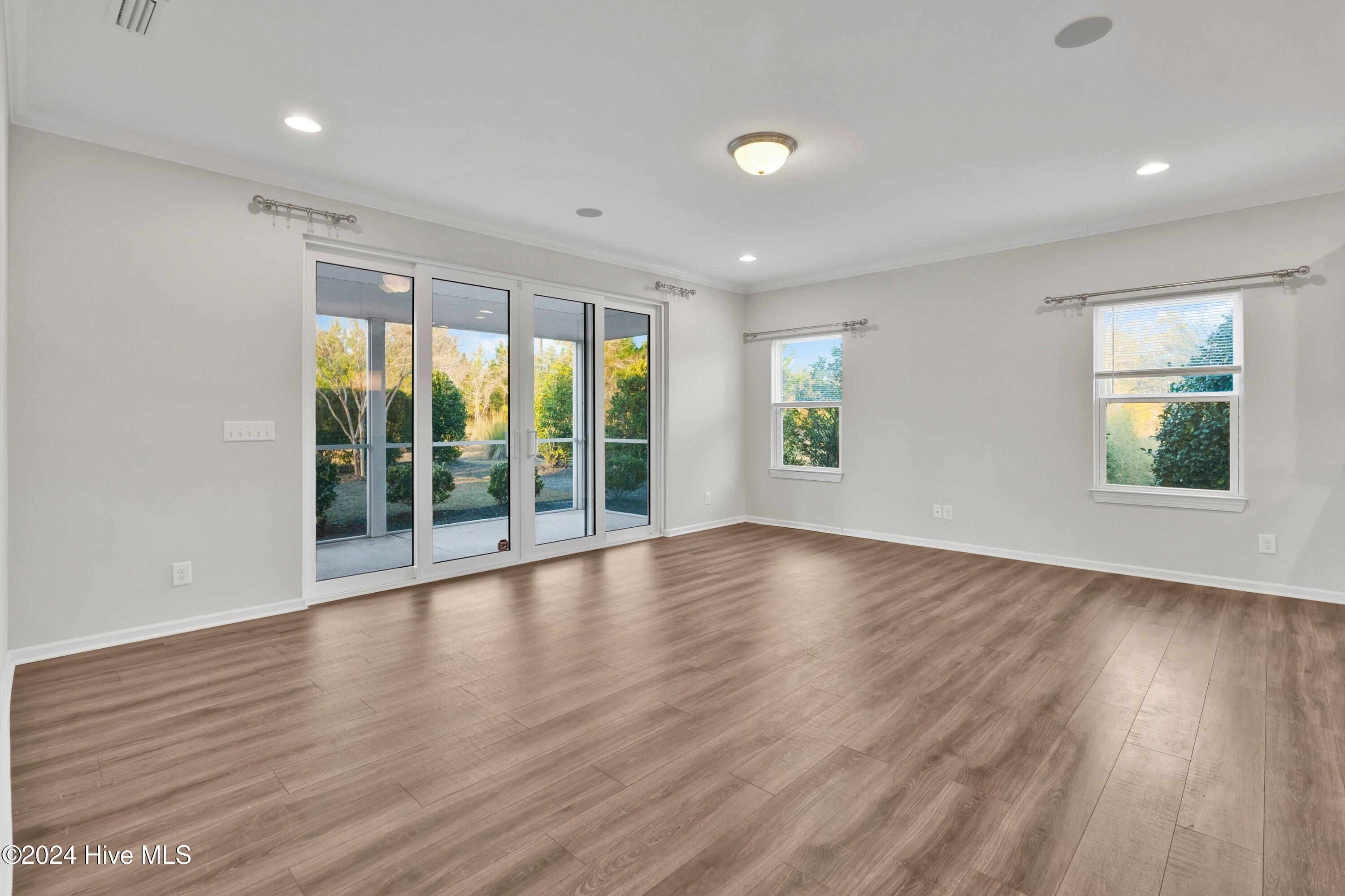 4010 Druids Glen Drive Property Photo 15