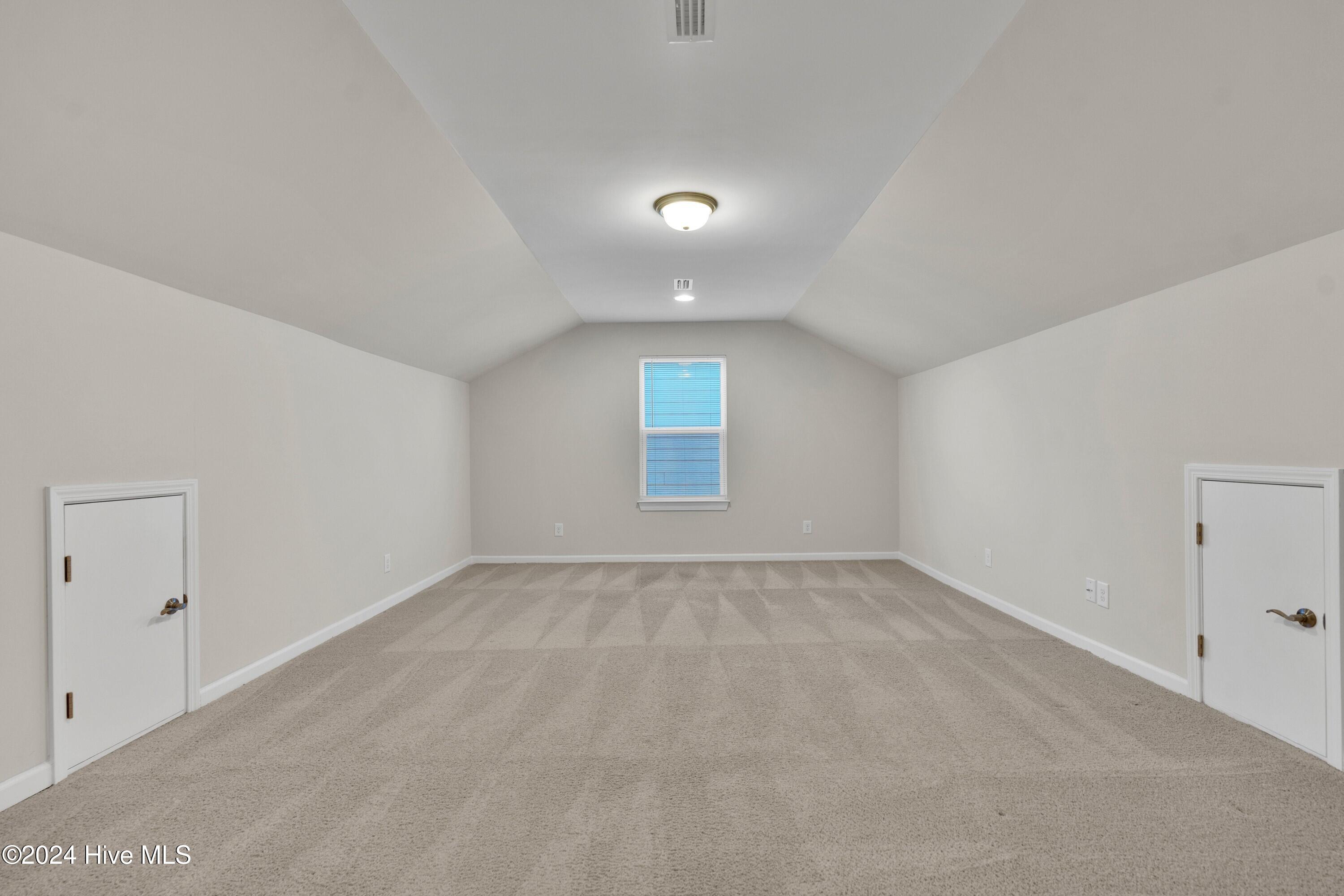 4010 Druids Glen Drive Property Photo 32