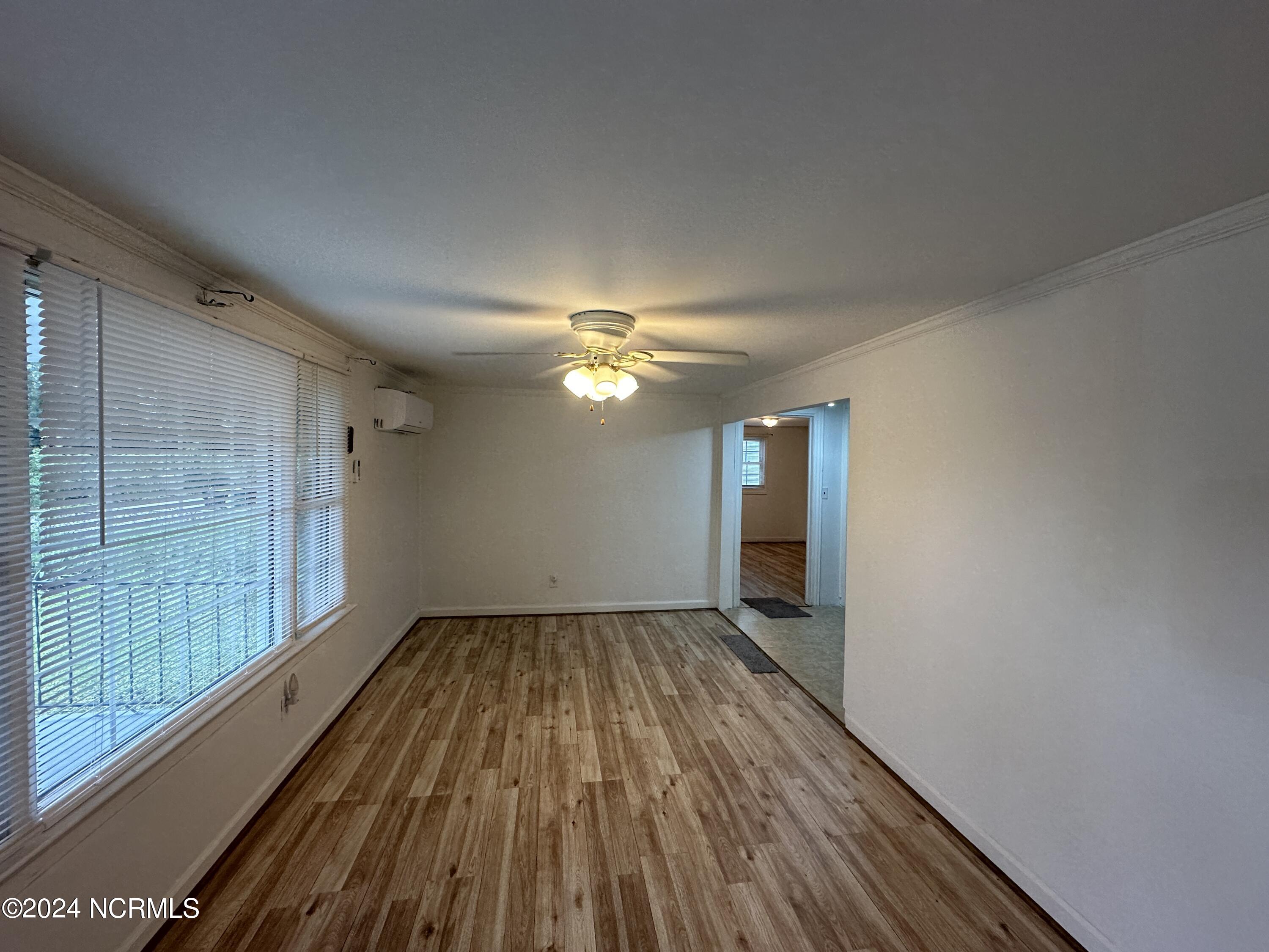 4462 W West Hines Street Property Photo 6