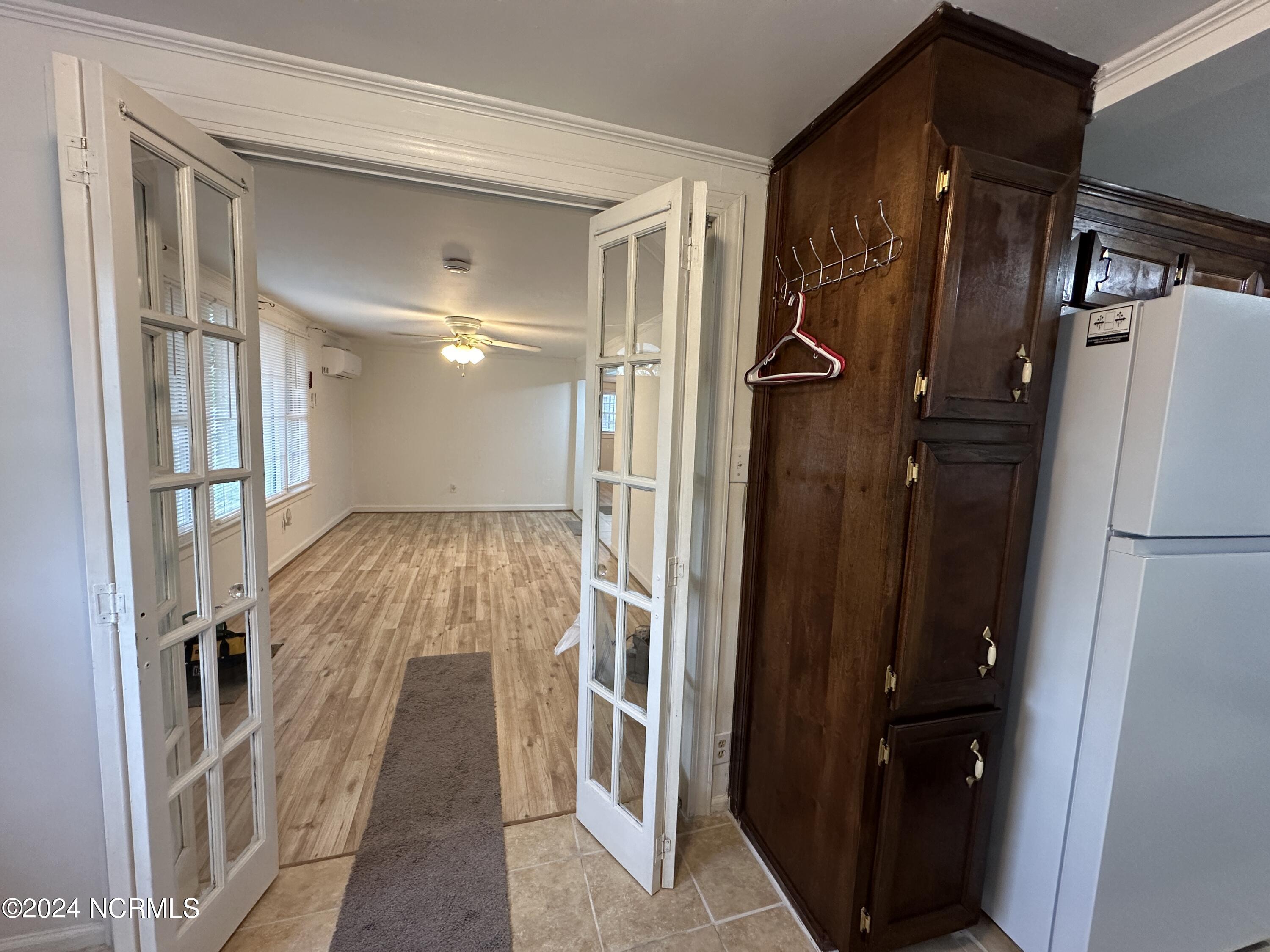 4462 W West Hines Street Property Photo 7