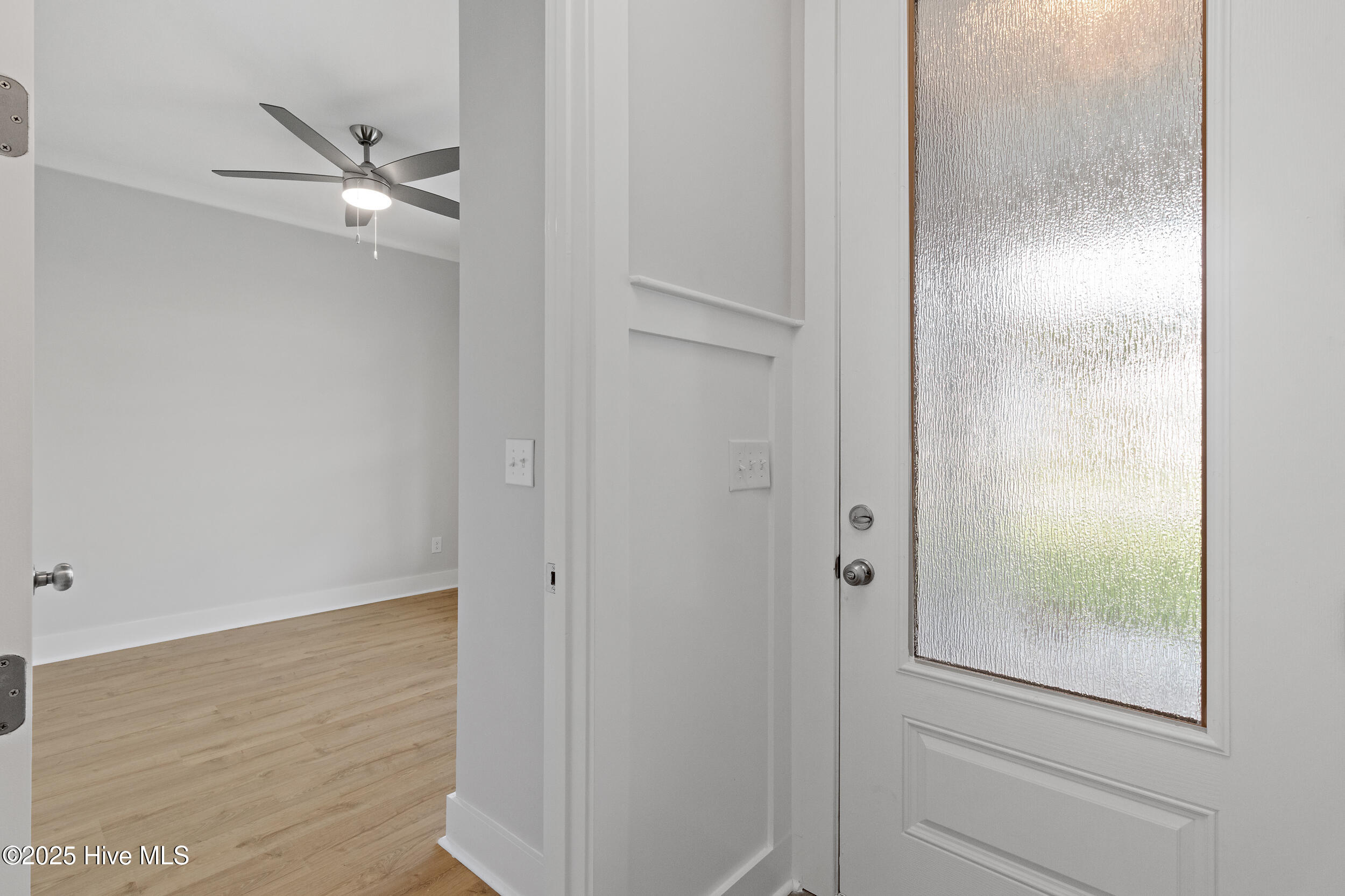 2062 Greenside Manor Drive Property Photo 14