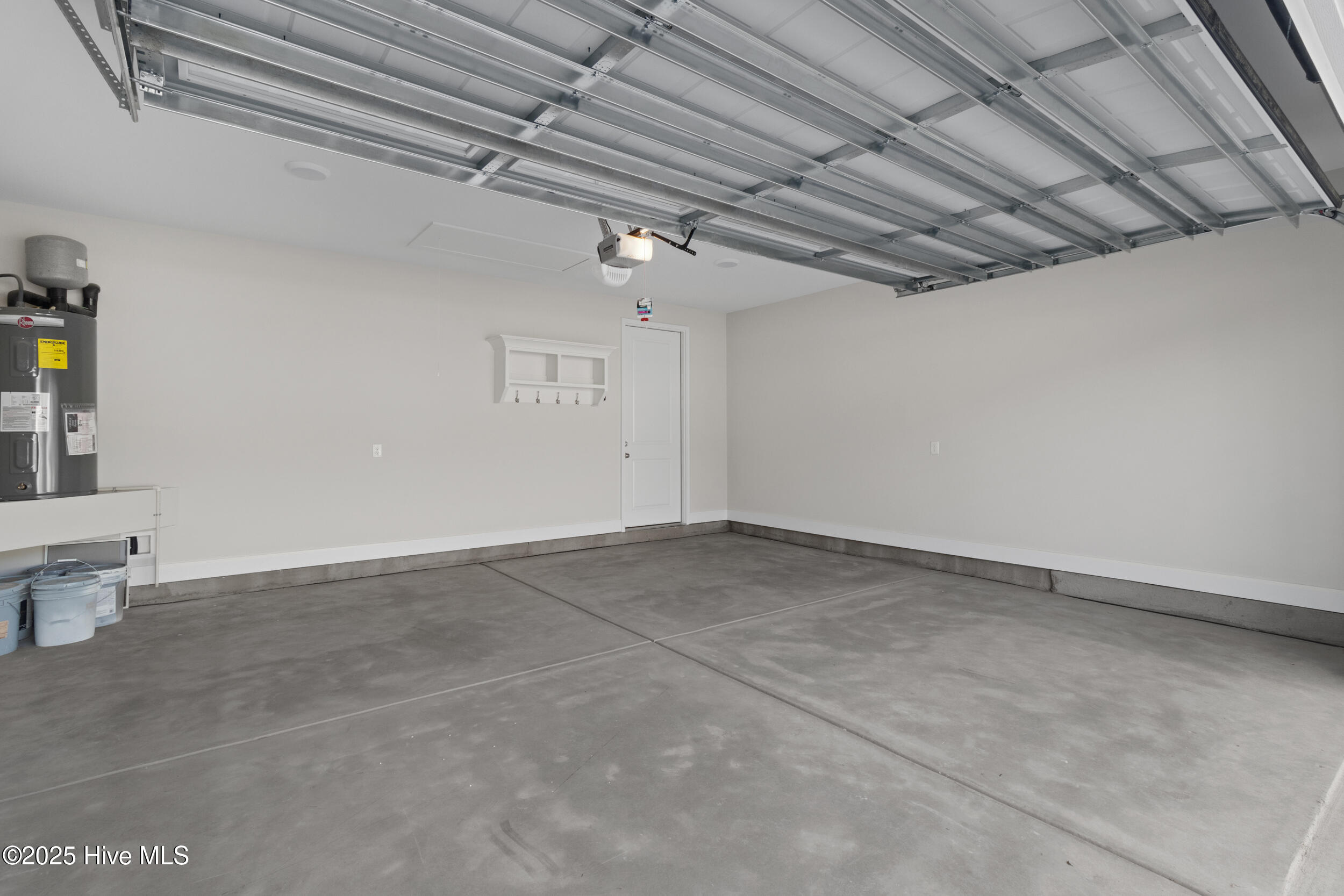 2062 Greenside Manor Drive Property Photo 34