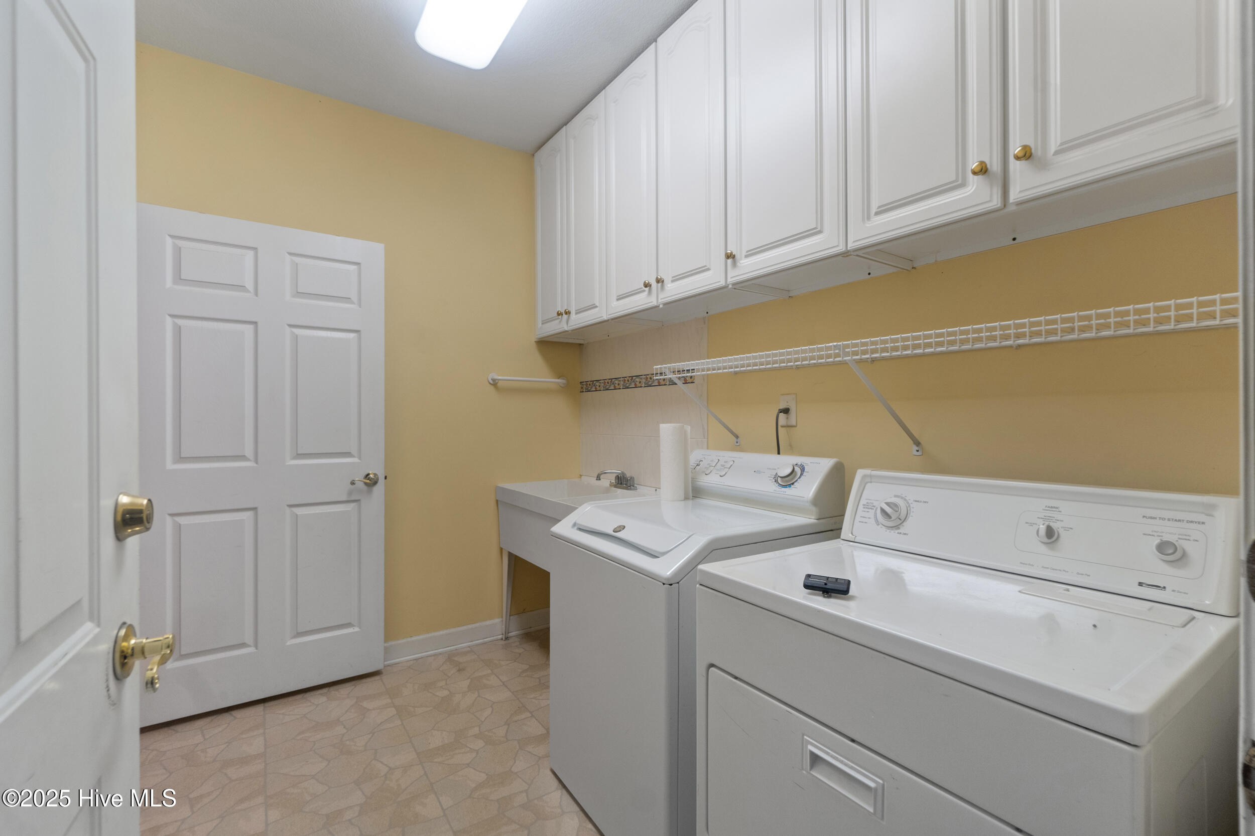 204 Blair Court Property Photo 28