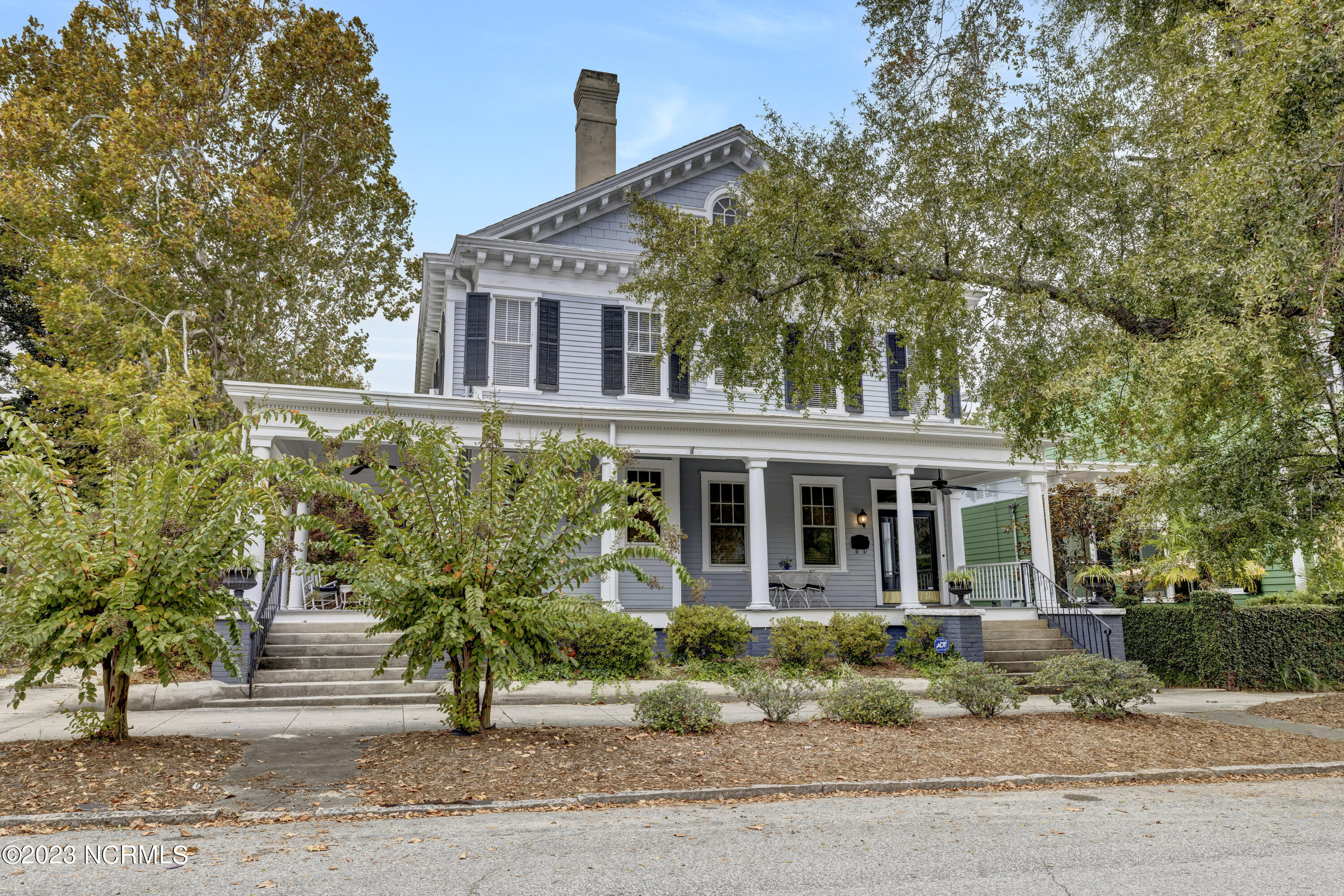 106 S 5th Avenue Property Photo
