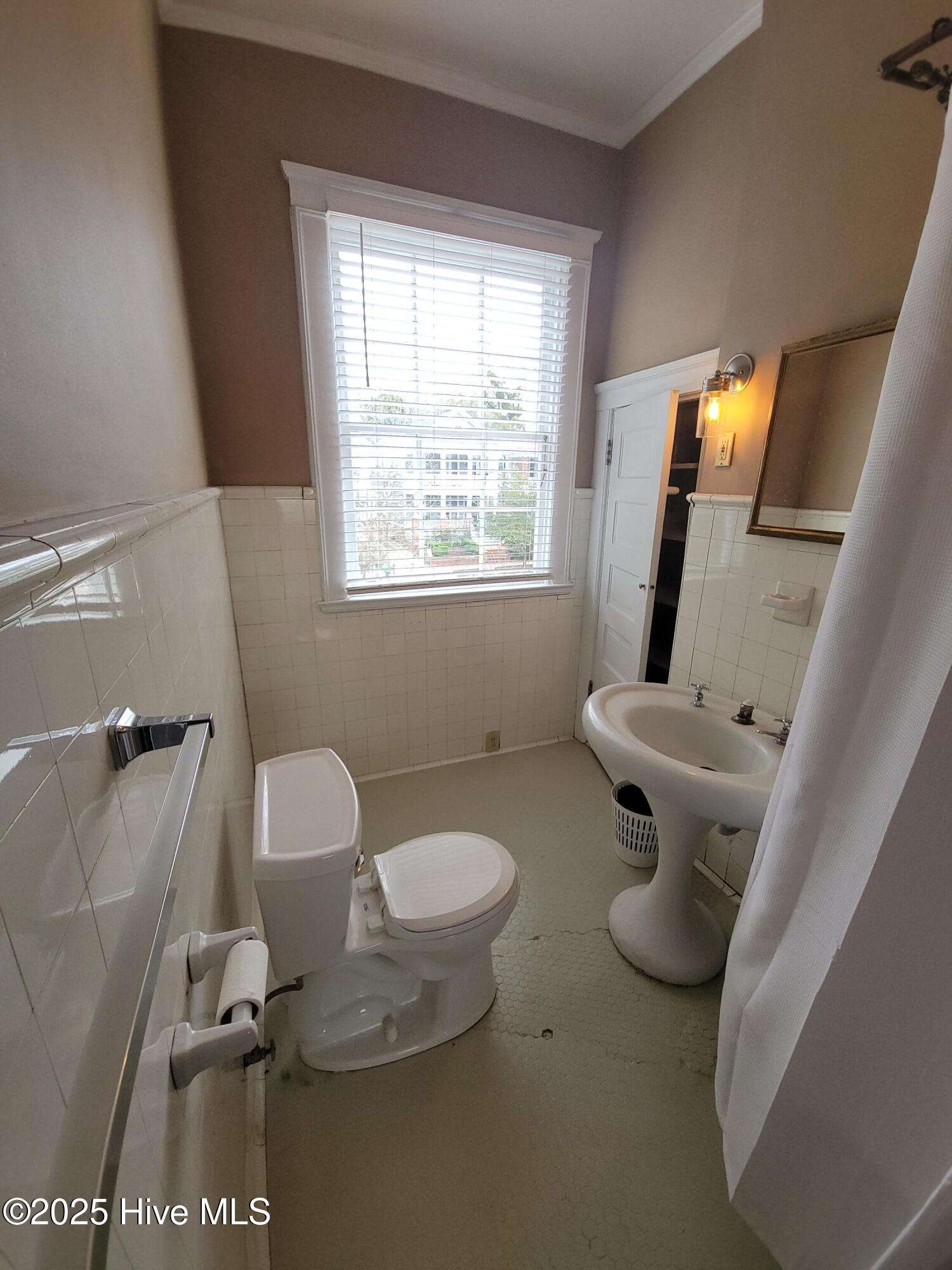 106 S 5th Avenue Property Photo 34