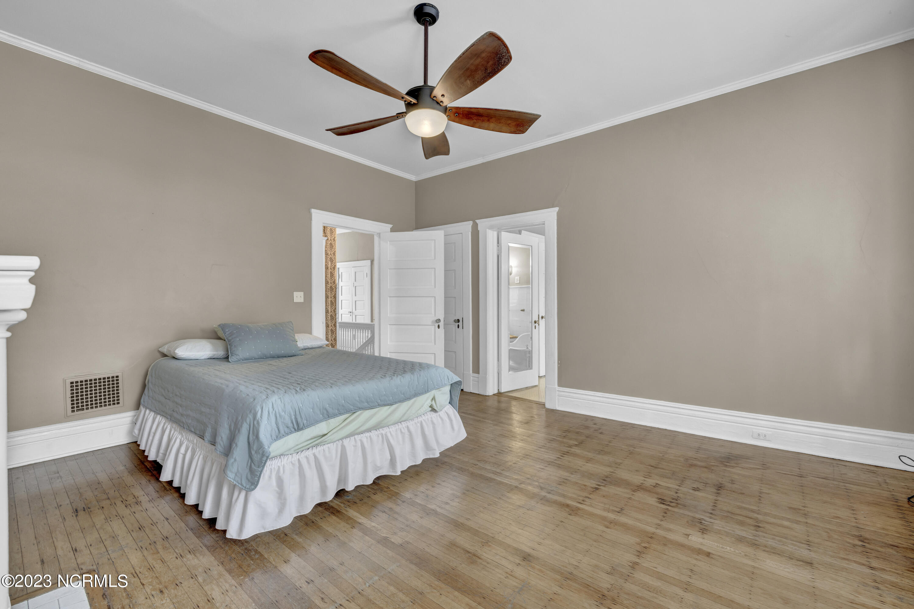 106 S 5th Avenue Property Photo 37
