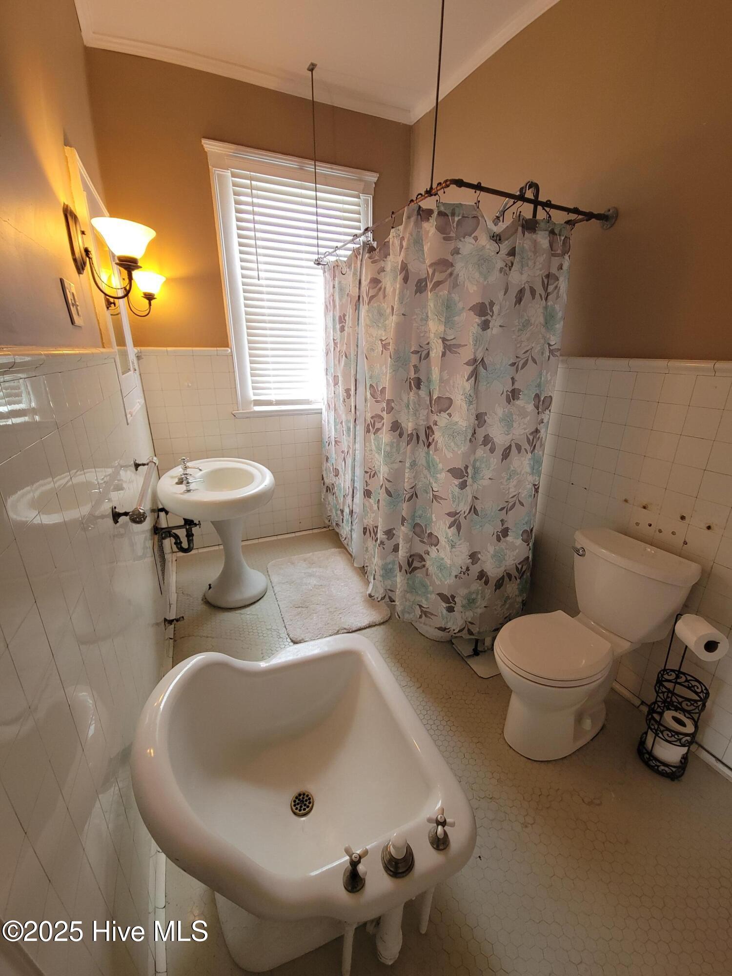 106 S 5th Avenue Property Photo 38