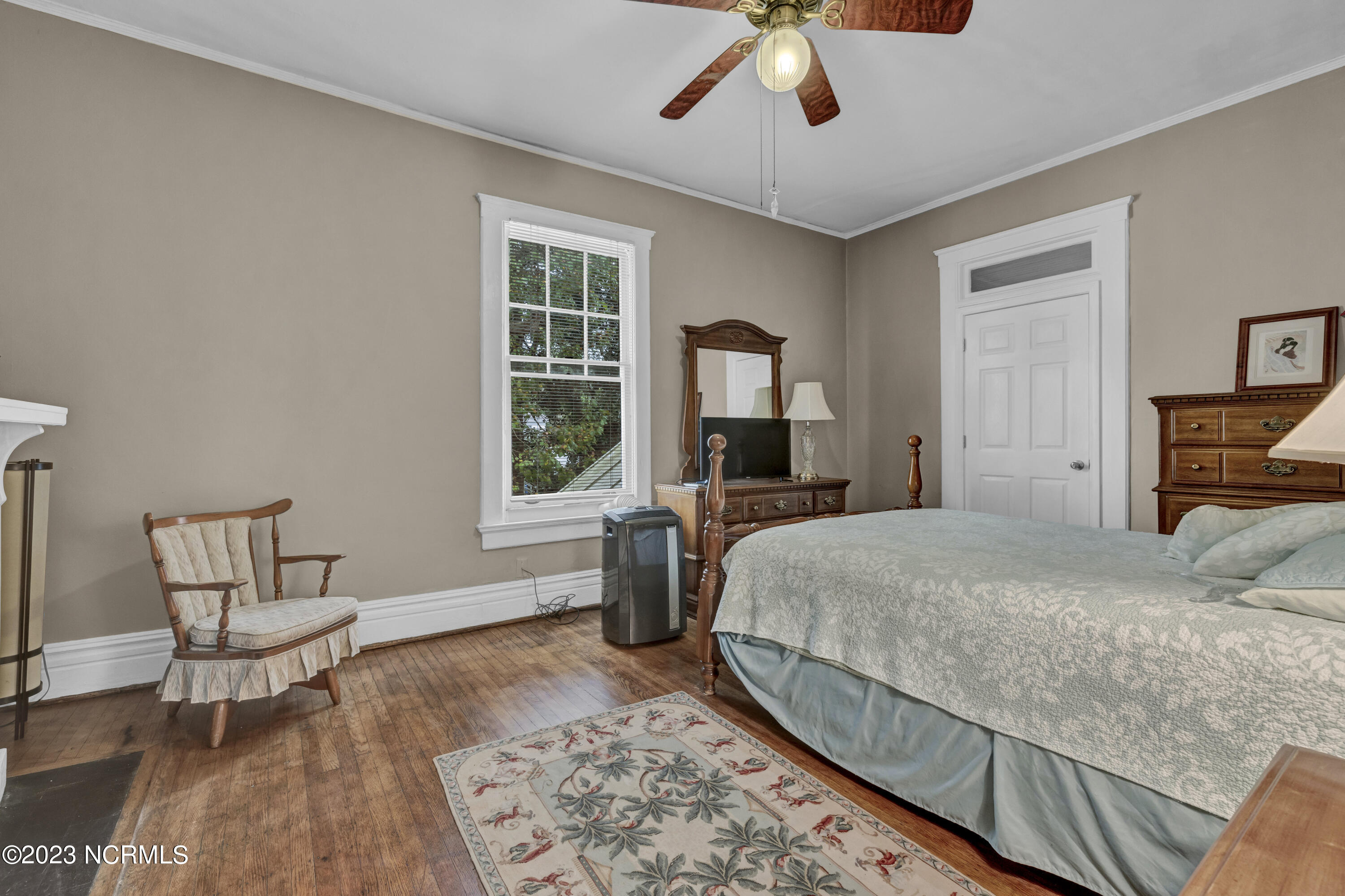 106 S 5th Avenue Property Photo 44